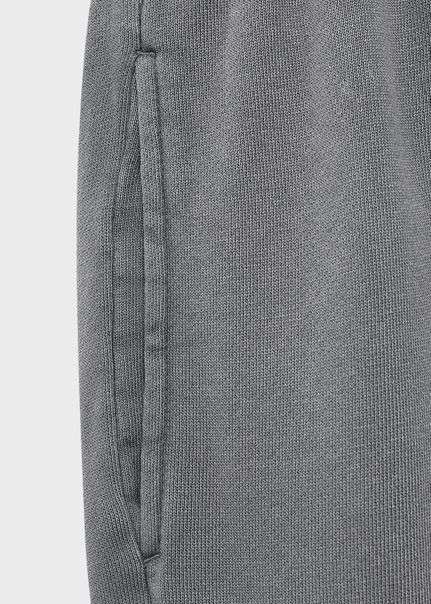Cotton joggers with elastic waist - Details of the article 8