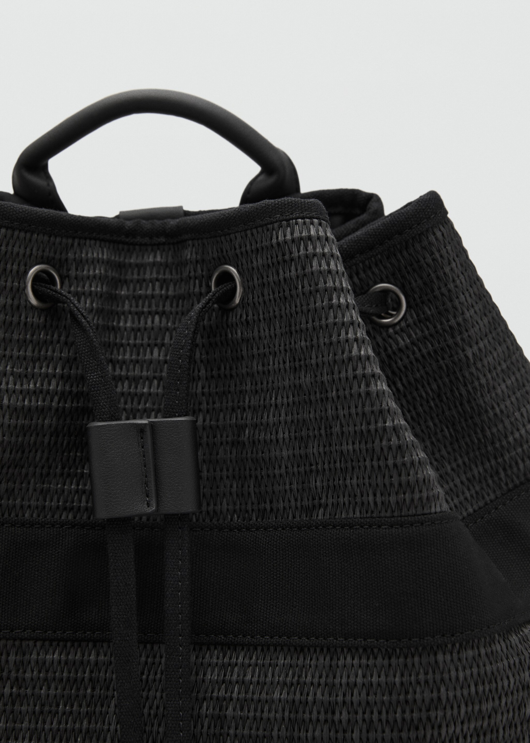 Lace-up sack backpack - Details of the article 2