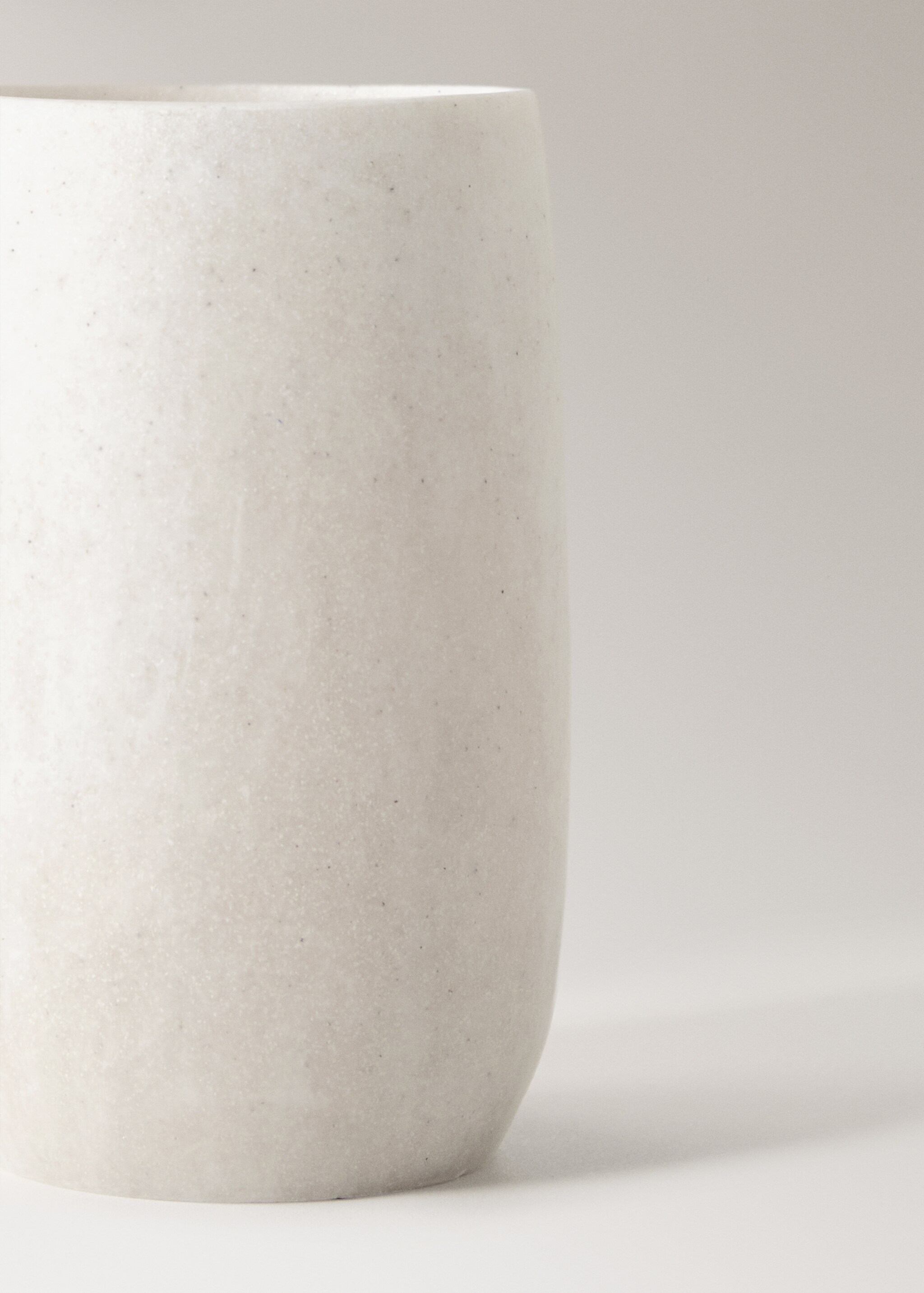 Marble-effect resin bathroom glass - Details of the article 2
