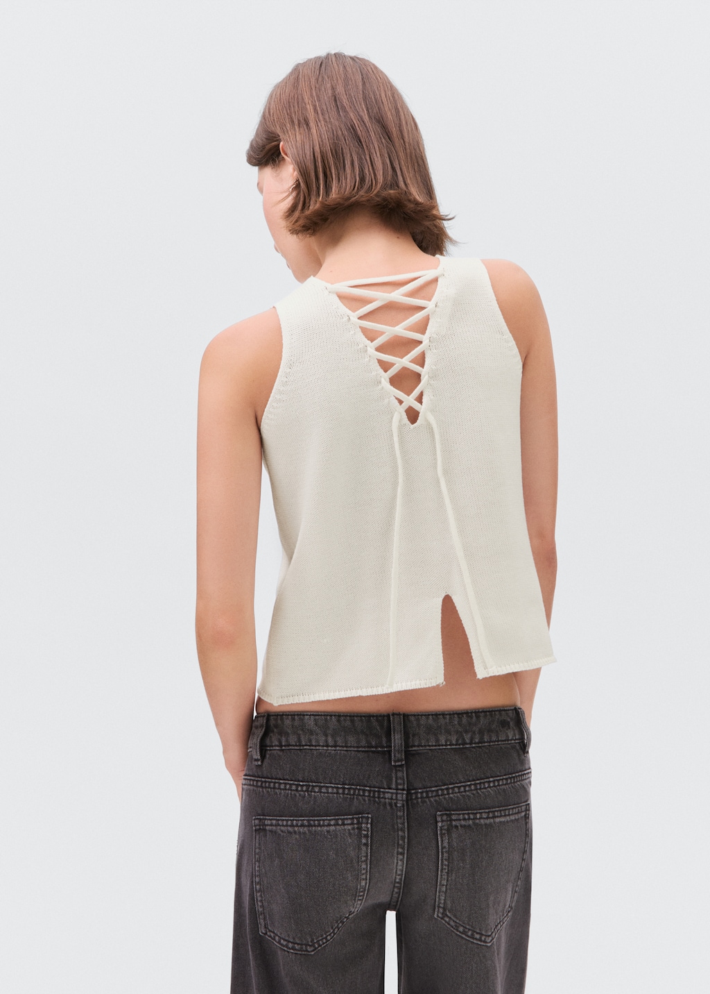 Knitted top with drawstring