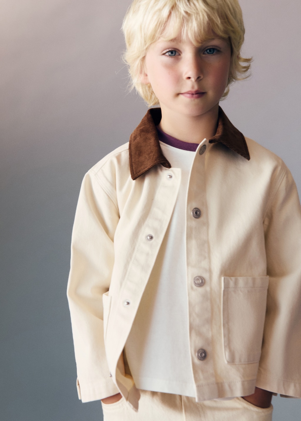 Denim barn jacket with contrasting collar