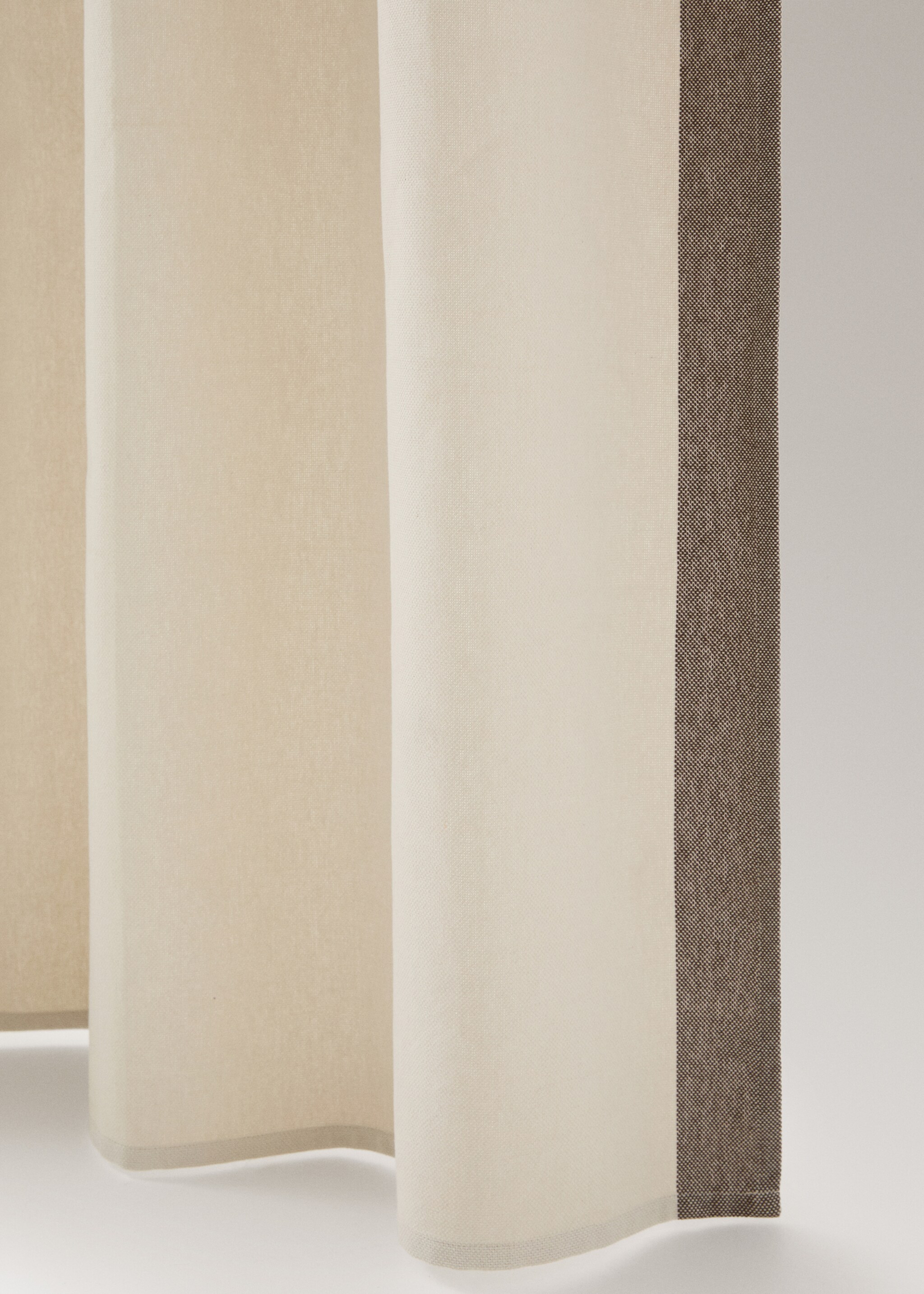 Curtain banda - Details of the article 3, Medium Brown. Ref: 17073313-00.