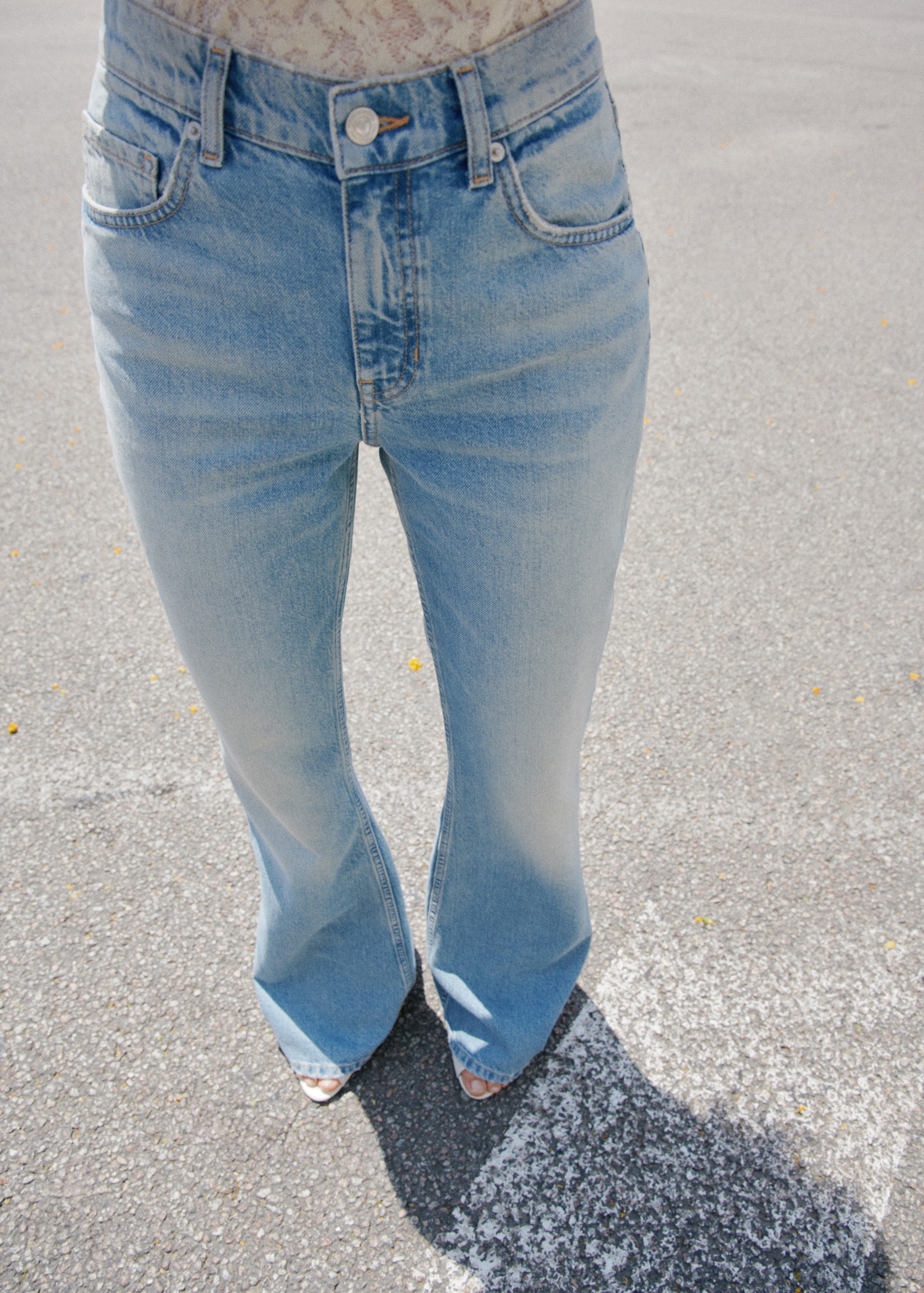Mid-rise flared jeans - Medium plane