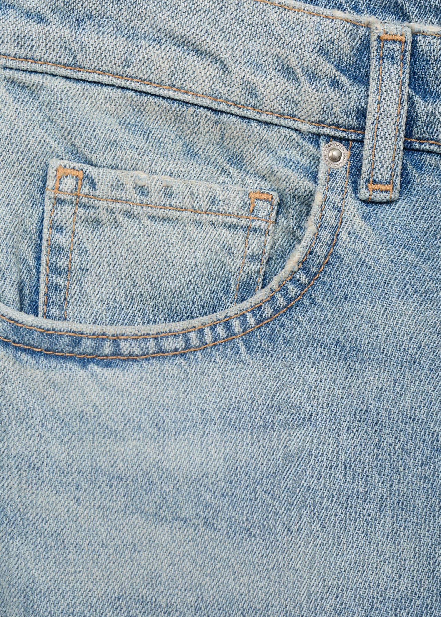 Mid-rise flared jeans - Details of the article 0