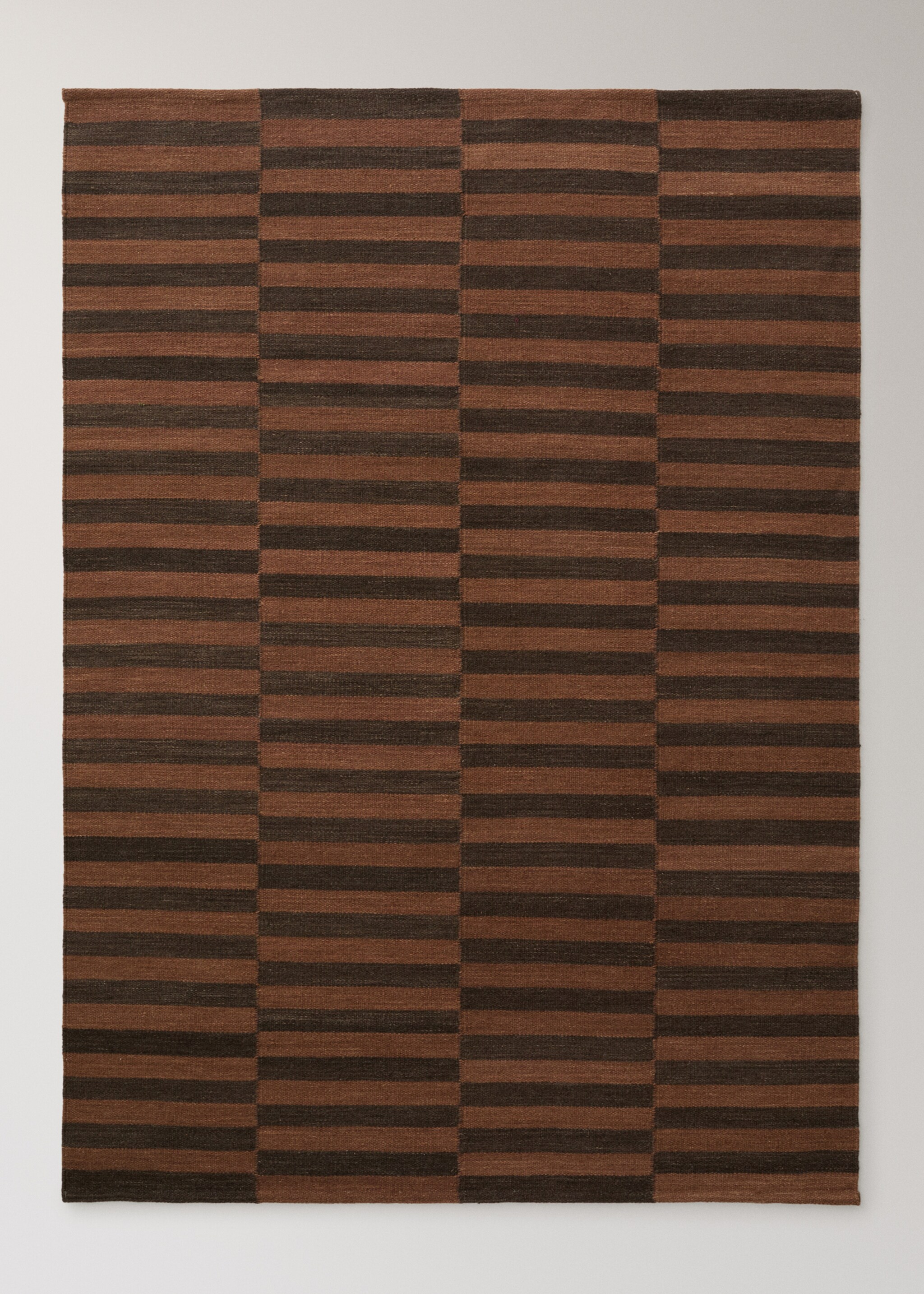 Alfombra lana raya bicolor - Article sense model, Marró. Ref: 17073325-00.