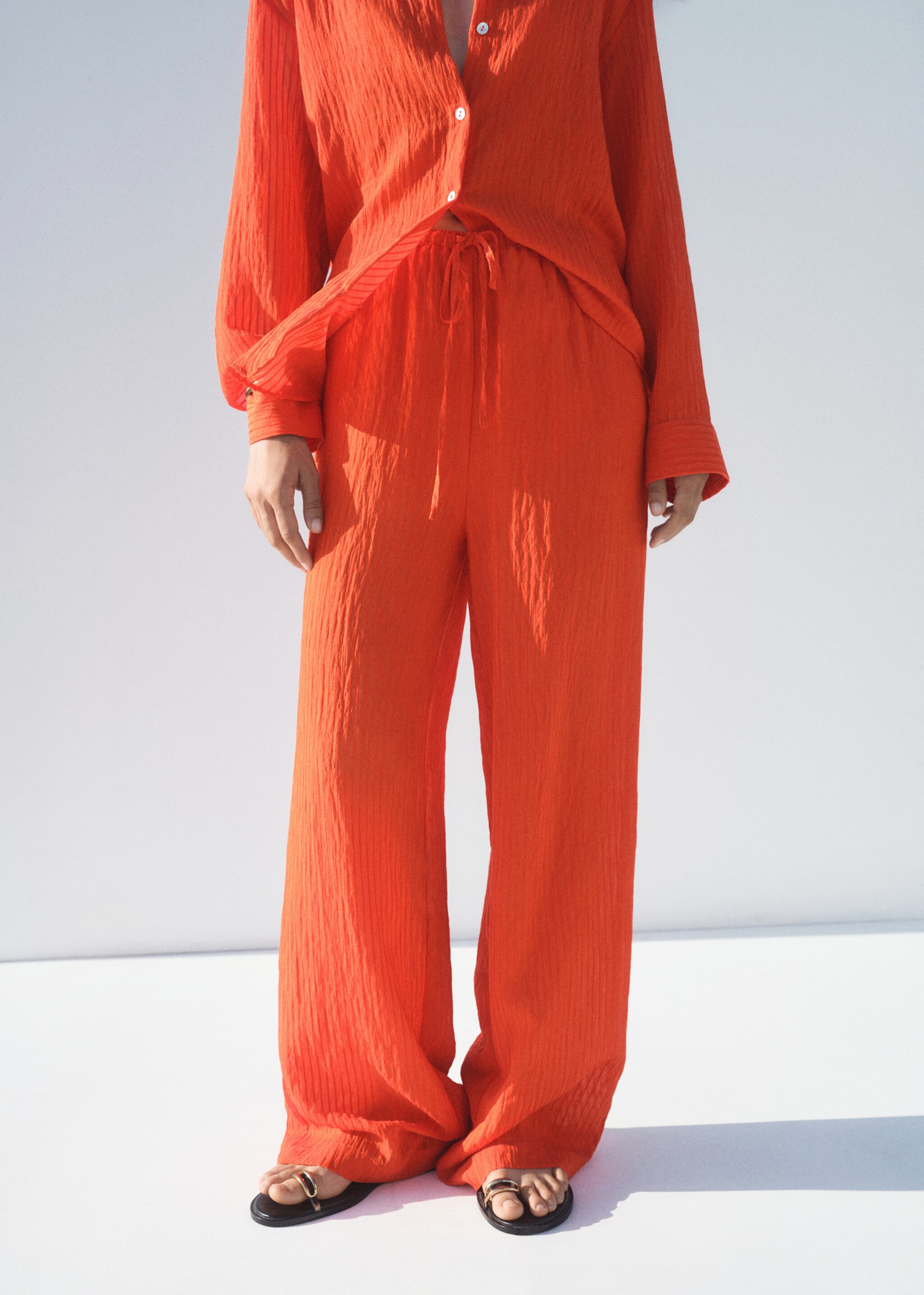 Pantalon carrot - Plan moyen