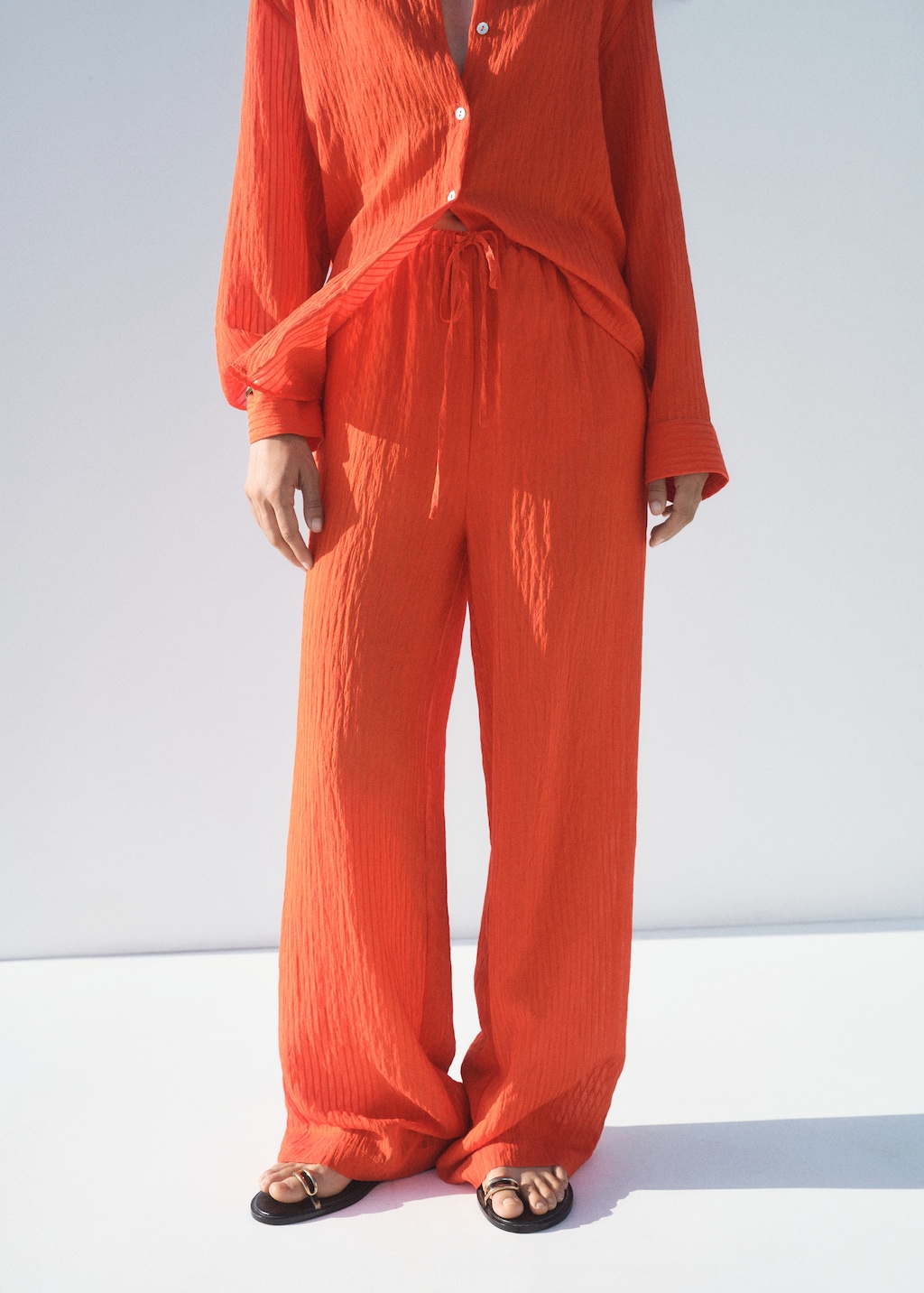 Straight-leg crinkled-effect pants