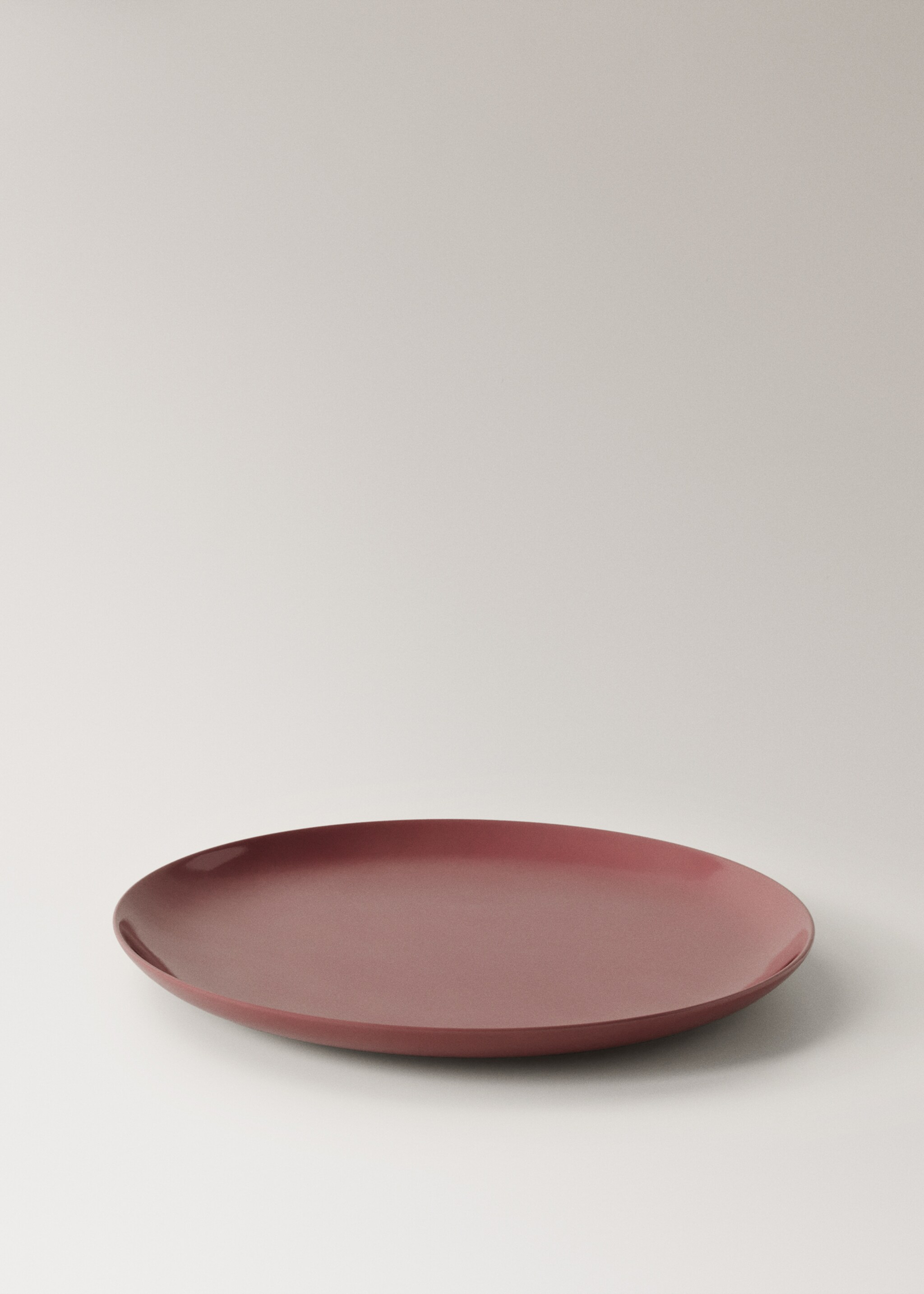 Stoneware dessert plate - Details of the article 1, Strawberry. Ref: 17073334-00.