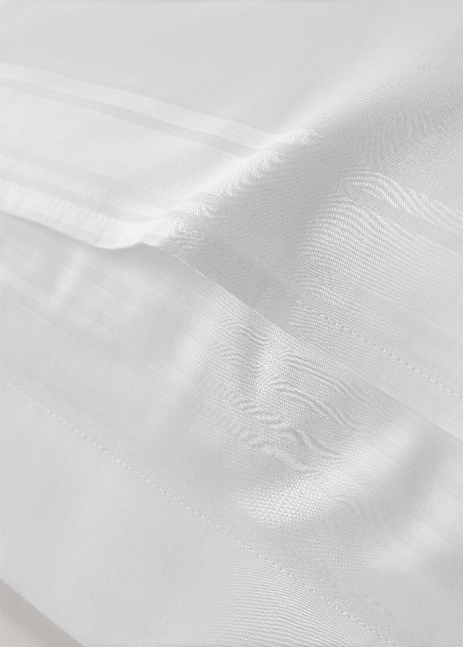 Zwei Kopfkissenbezüge aus Baumwollsatin, 300er Fadendichte, gestreift, 60 x 60 cm - Detail des Artikels 3