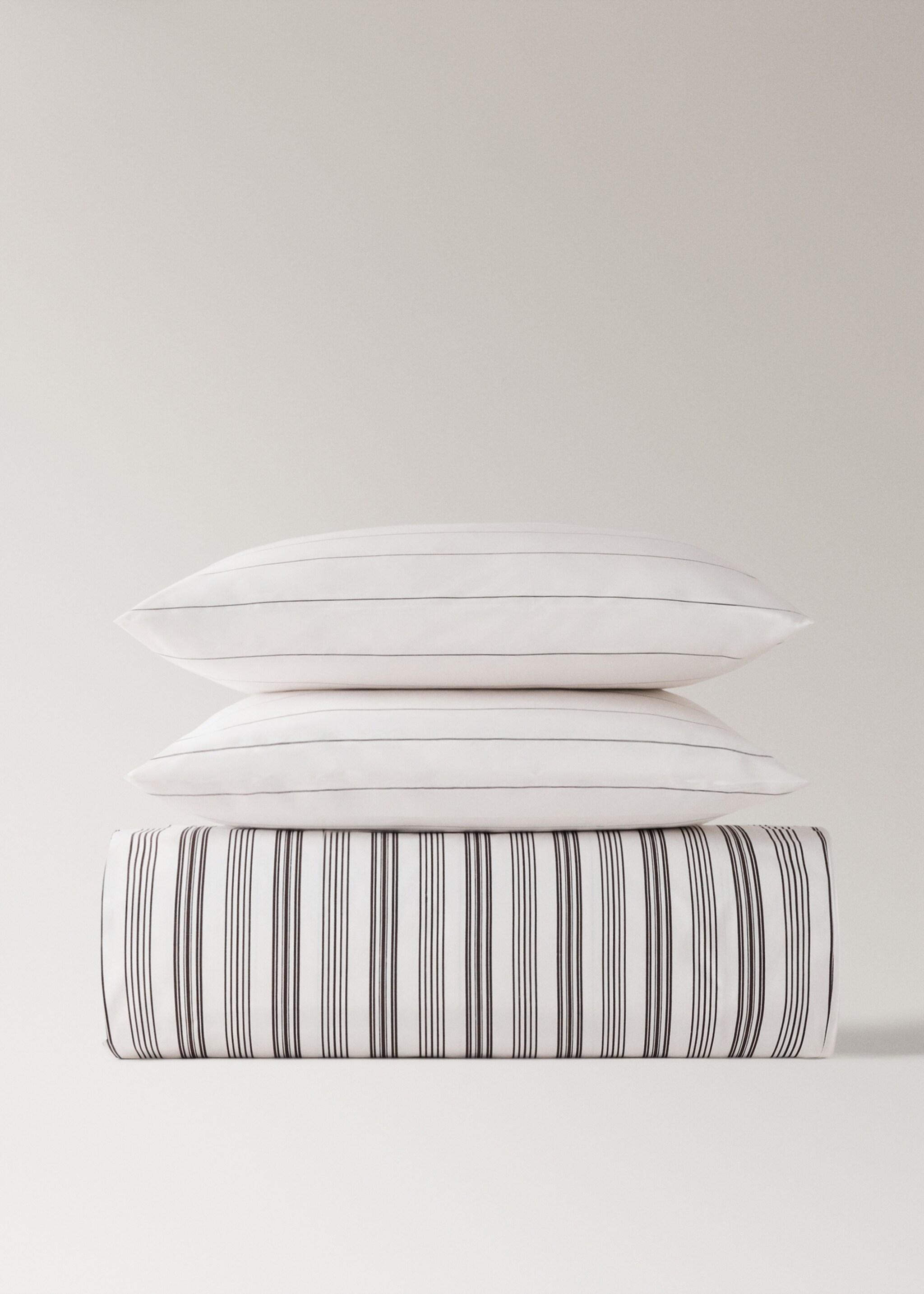 Reversible striped cotton duvet cover for 135/140 cm bed - Article without model, Off White. Ref: 17073811-00.