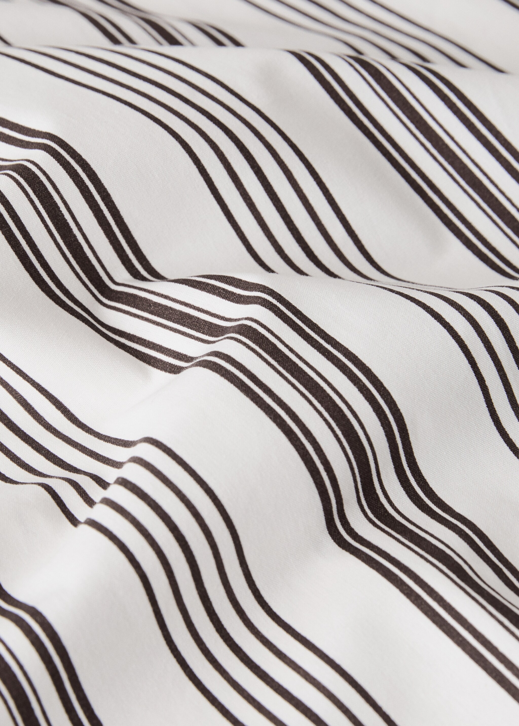 Reversible striped cotton duvet cover for 135/140 cm bed - Details of the article 2, Off White. Ref: 17073811-00.