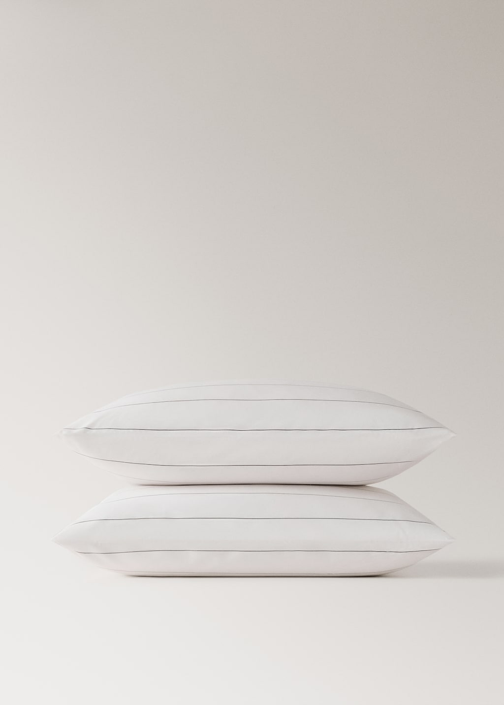 Cotton striped pillowcase 60x60 cm