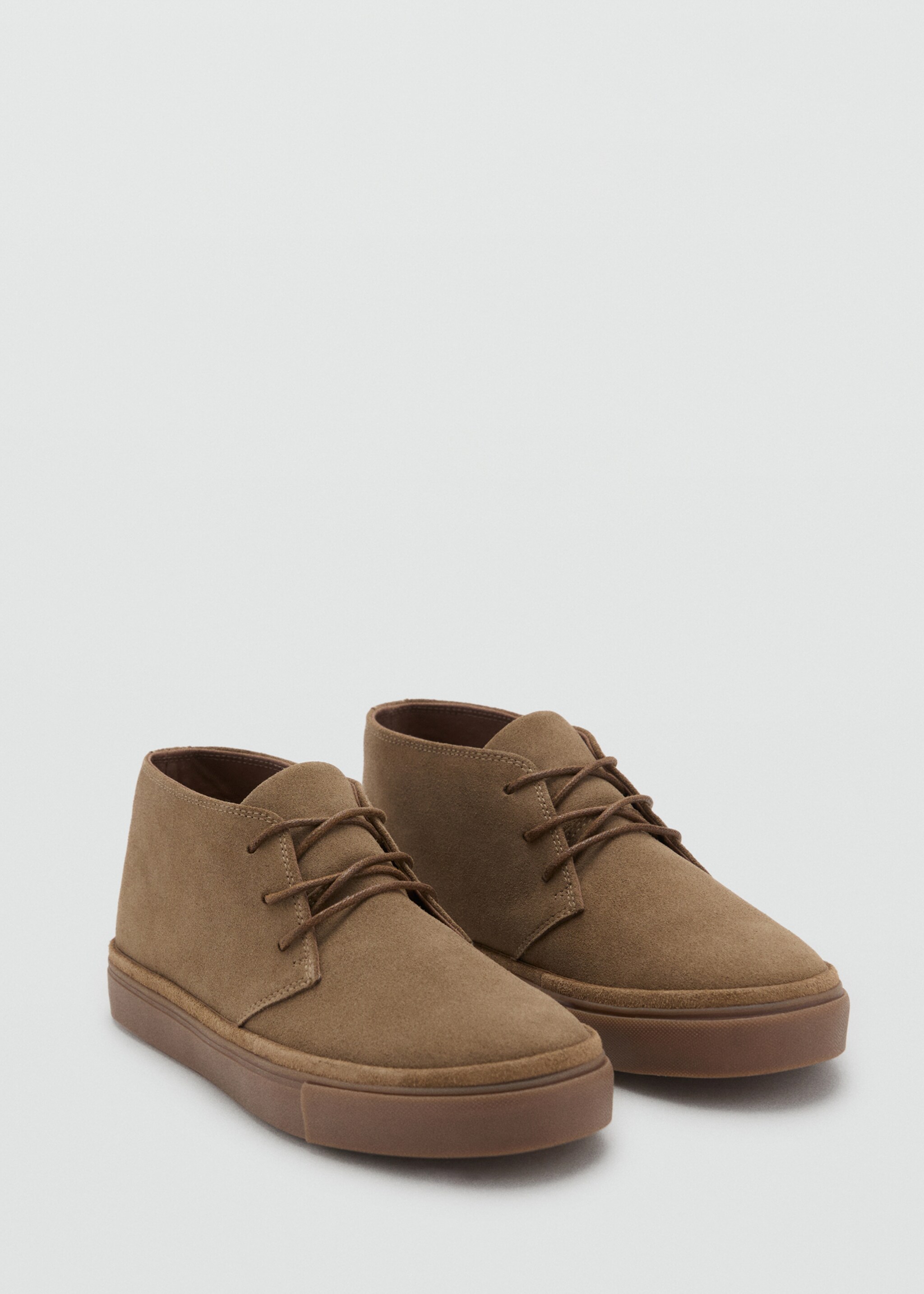 Chaussures cuir suède - Plan moyen