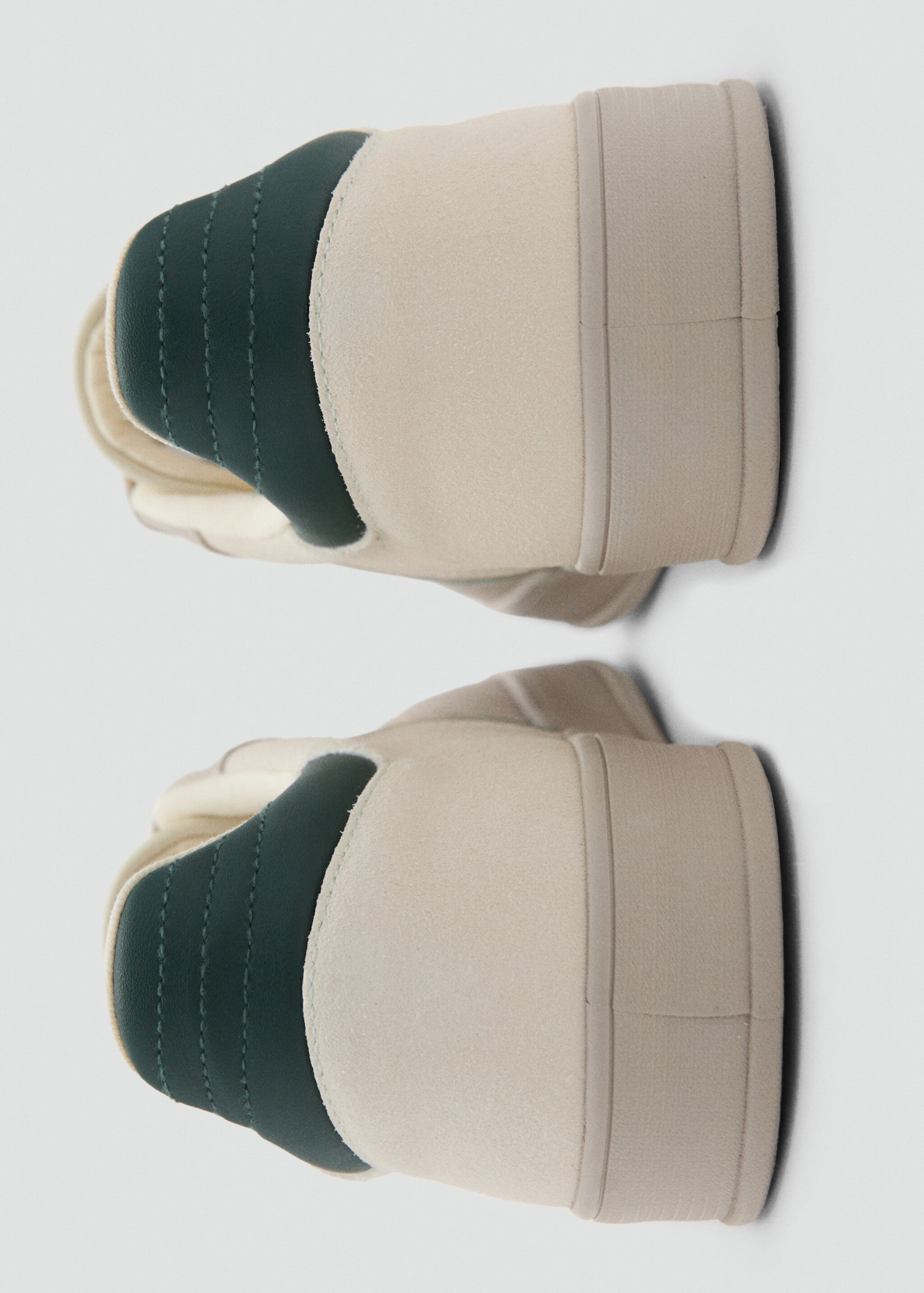 Kombinierte Sneakers aus Veloursleder - Detail des Artikels 1