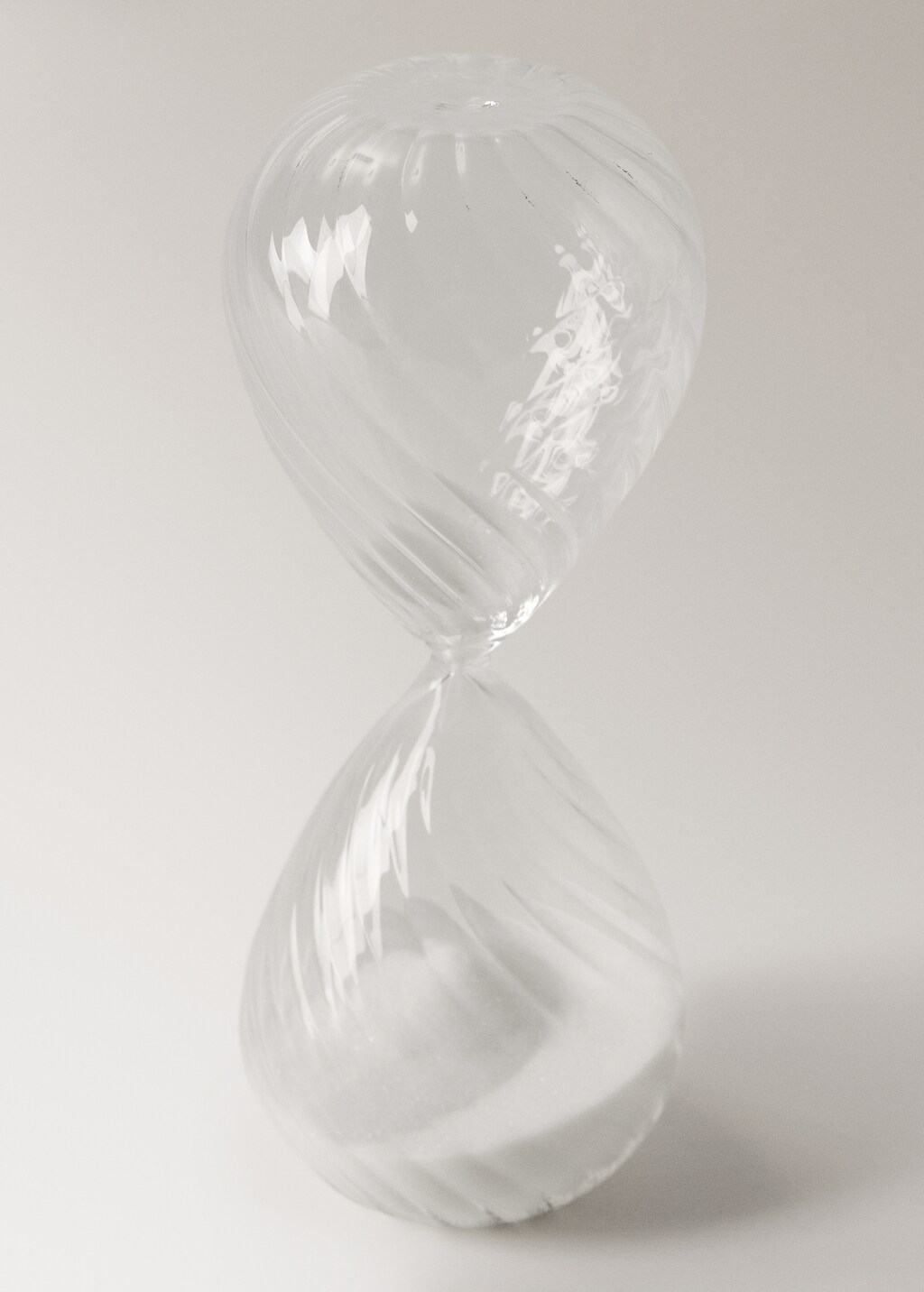 Medium spiral hourglass