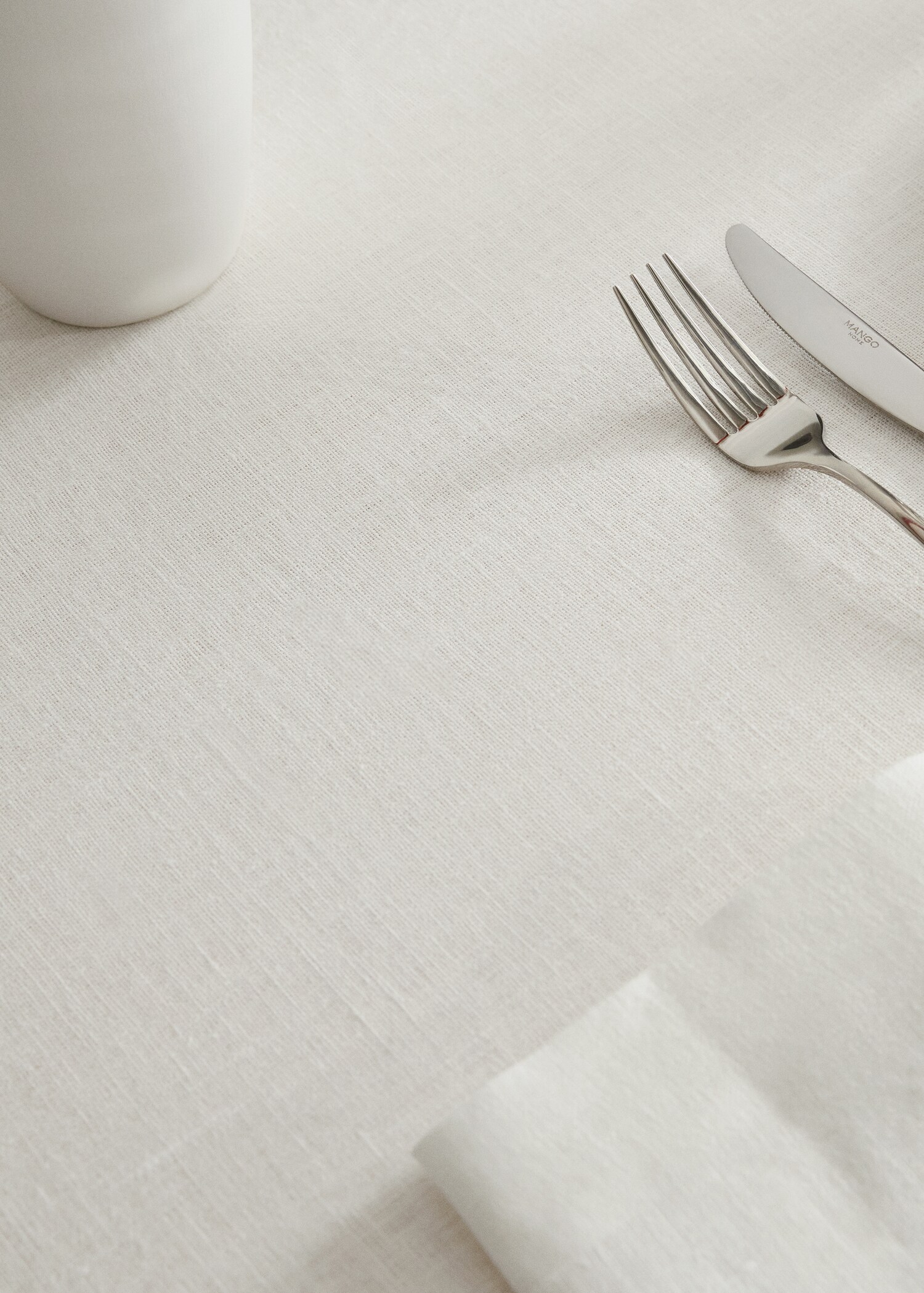 Linen tablecloth for 8 to 10 diners - Details of the article 7