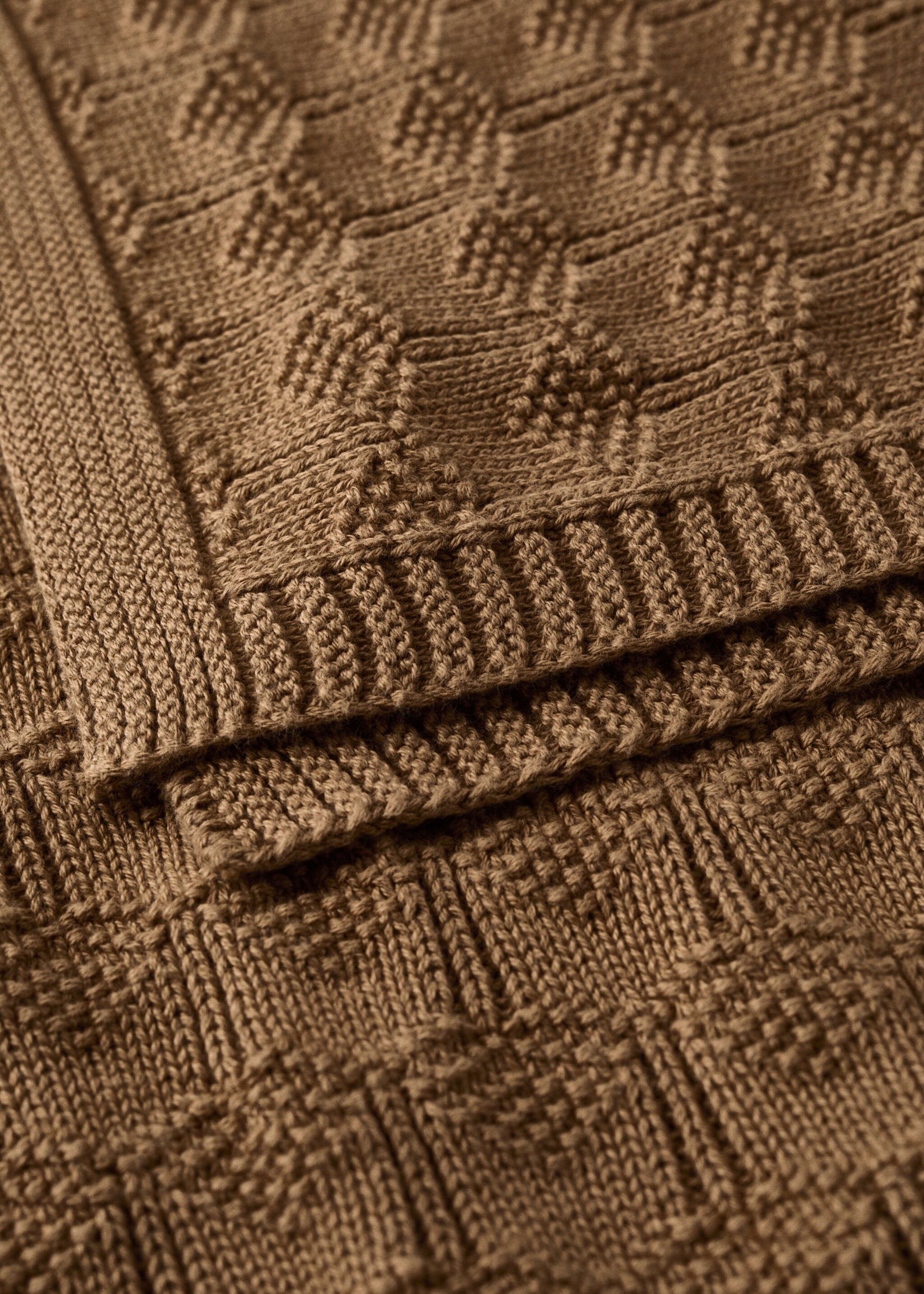Blanket/plaid luka - Details of the article 1, Medium Brown. Ref: 17073827-00.