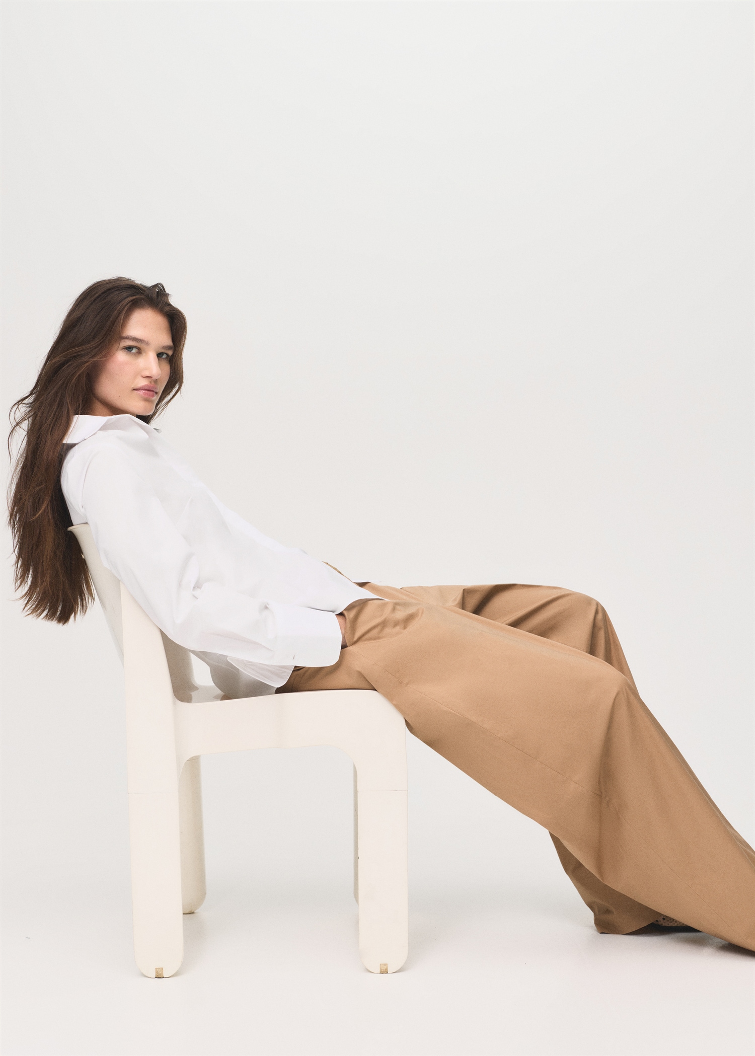 Slim-fit poplin shirt - Women | MANGO USA