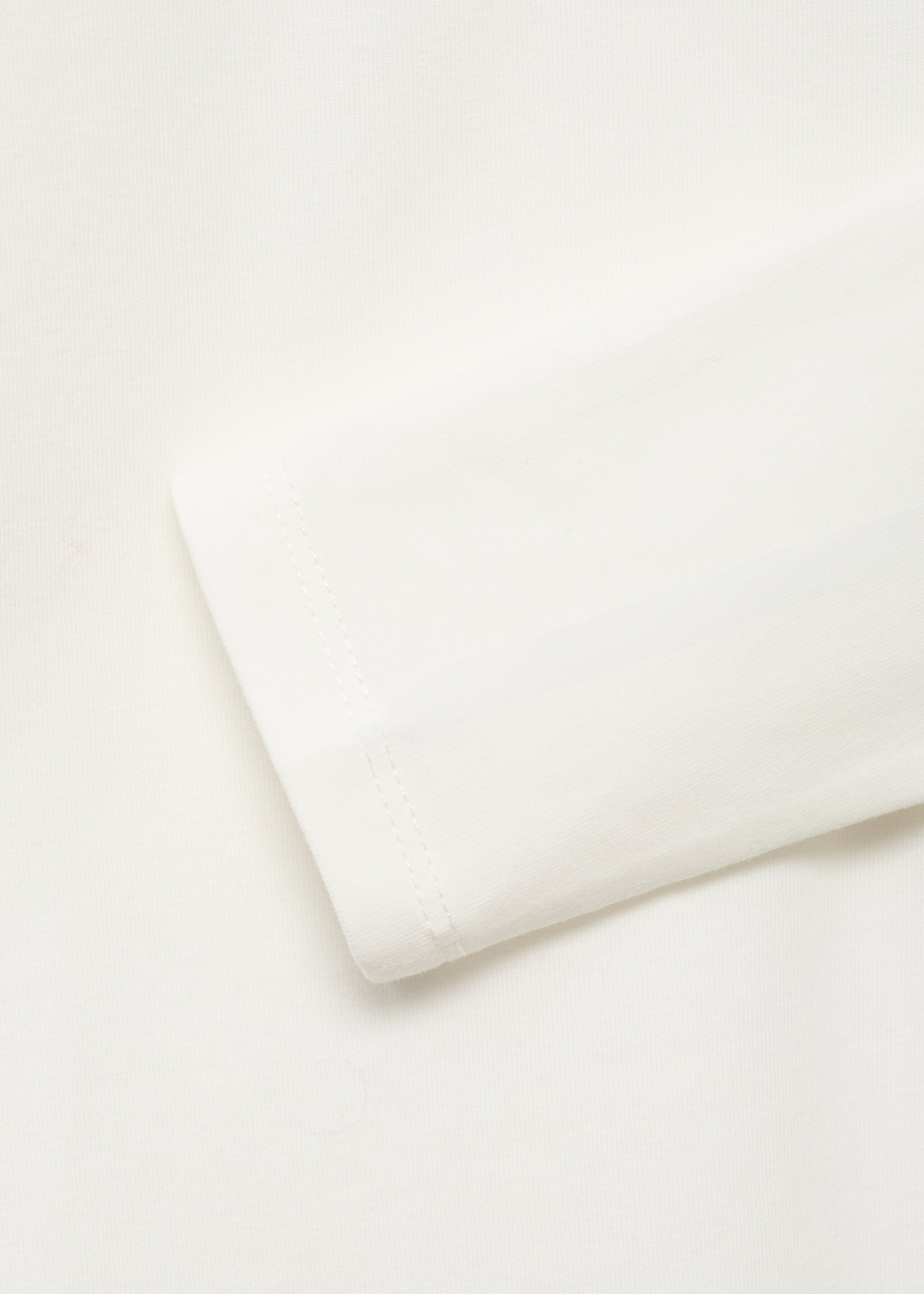 Turtleneck long-sleeved t-shirt - Details of the article 0