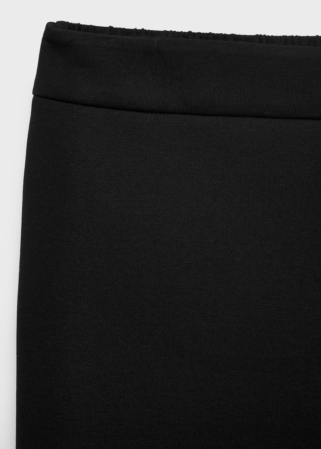 Straight-fit pants with elastic waist