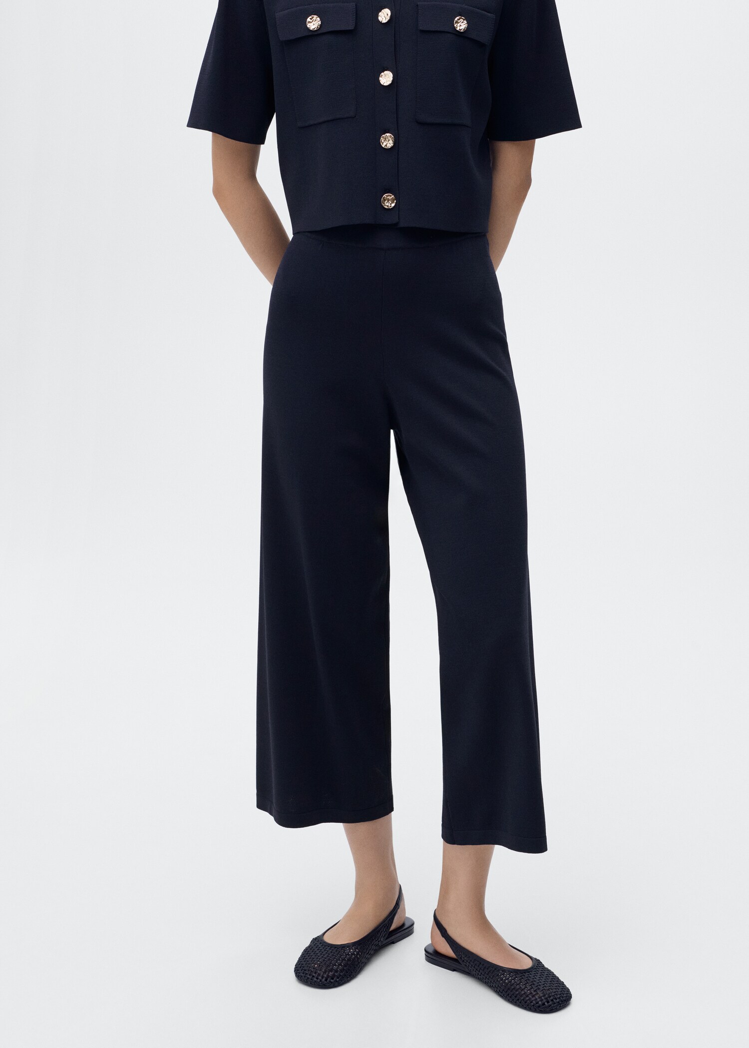 Pantalón crop punto - Plano medio