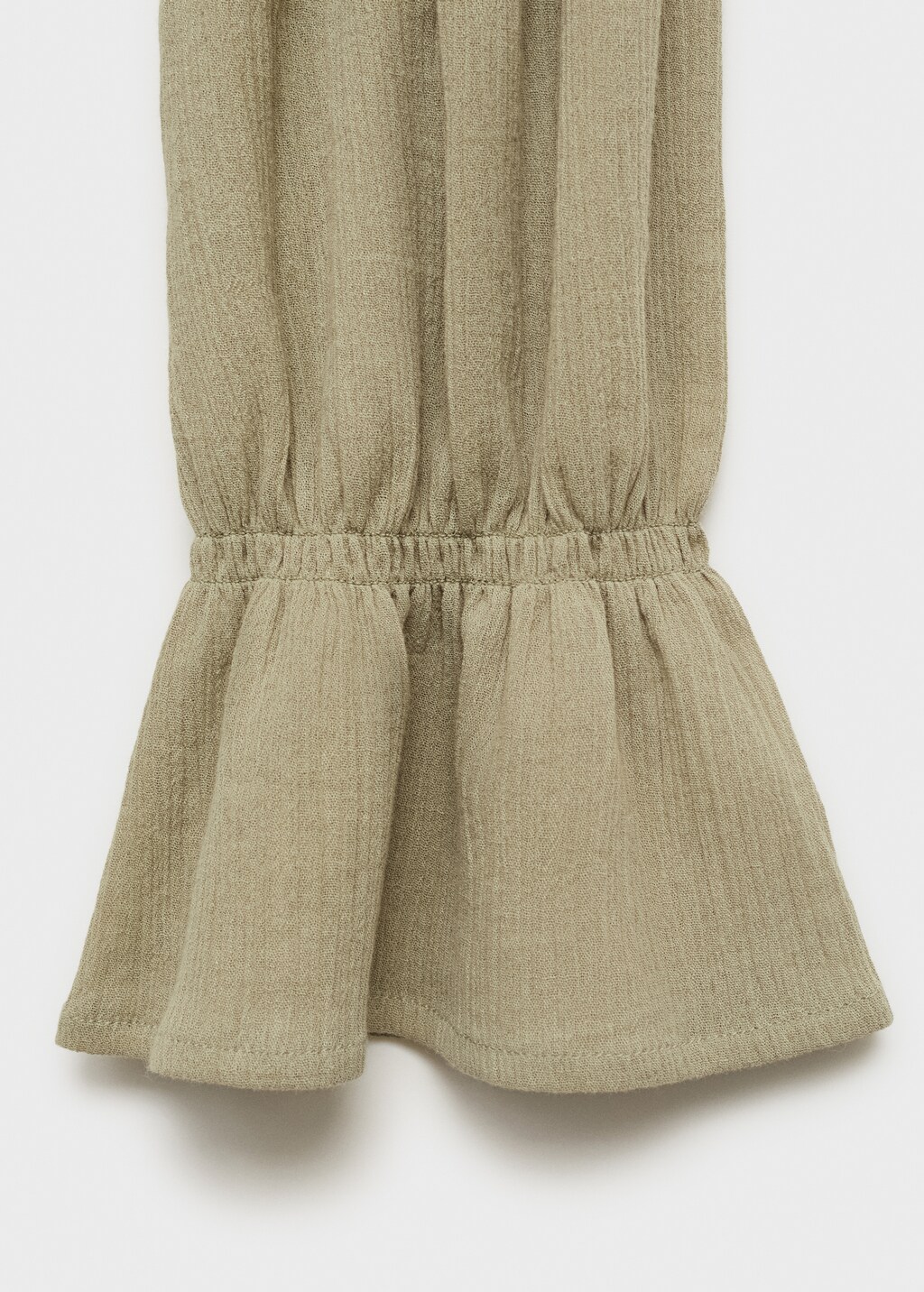 Ruched blouse with ruffles