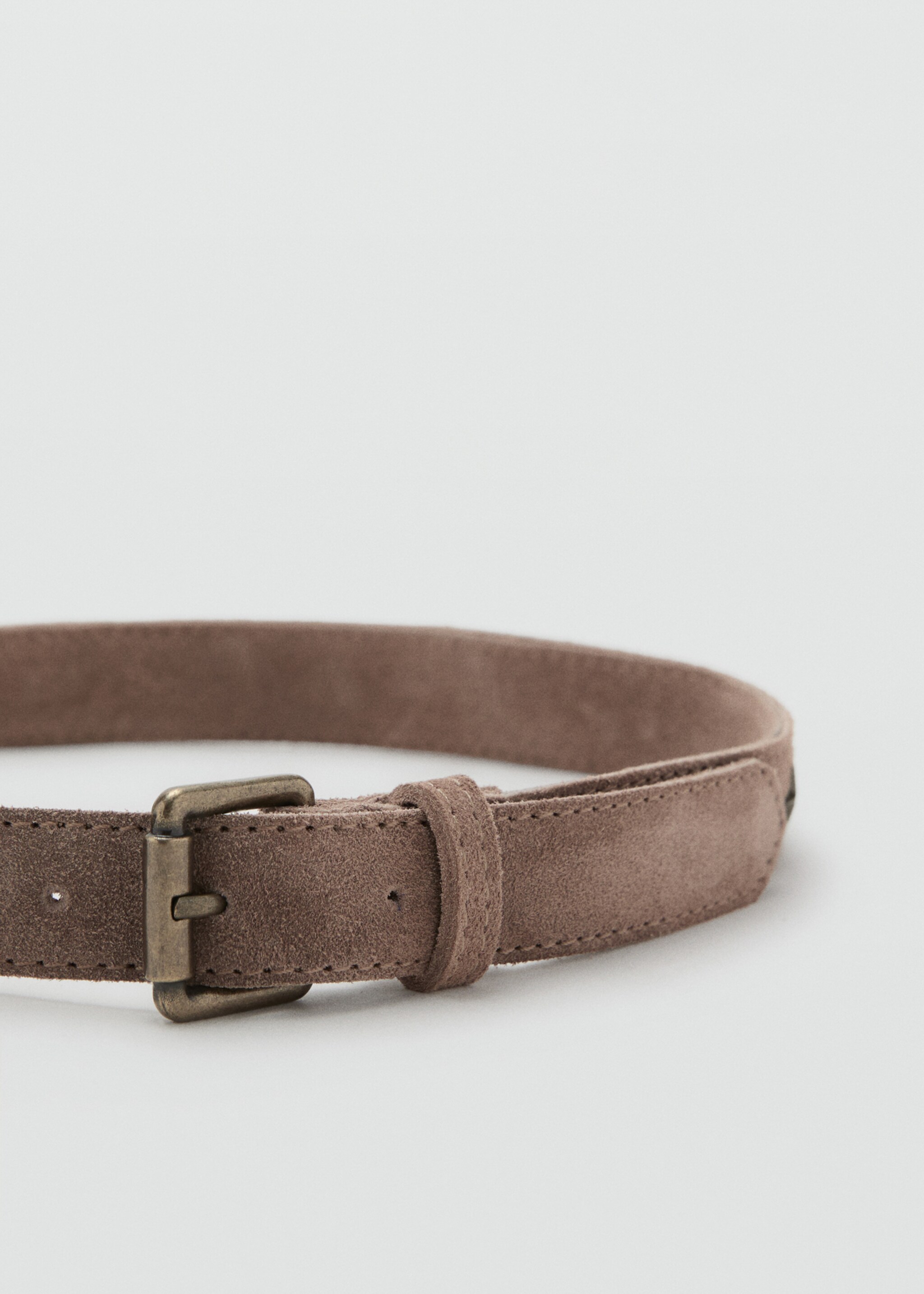 Stars leather belt - Середній план