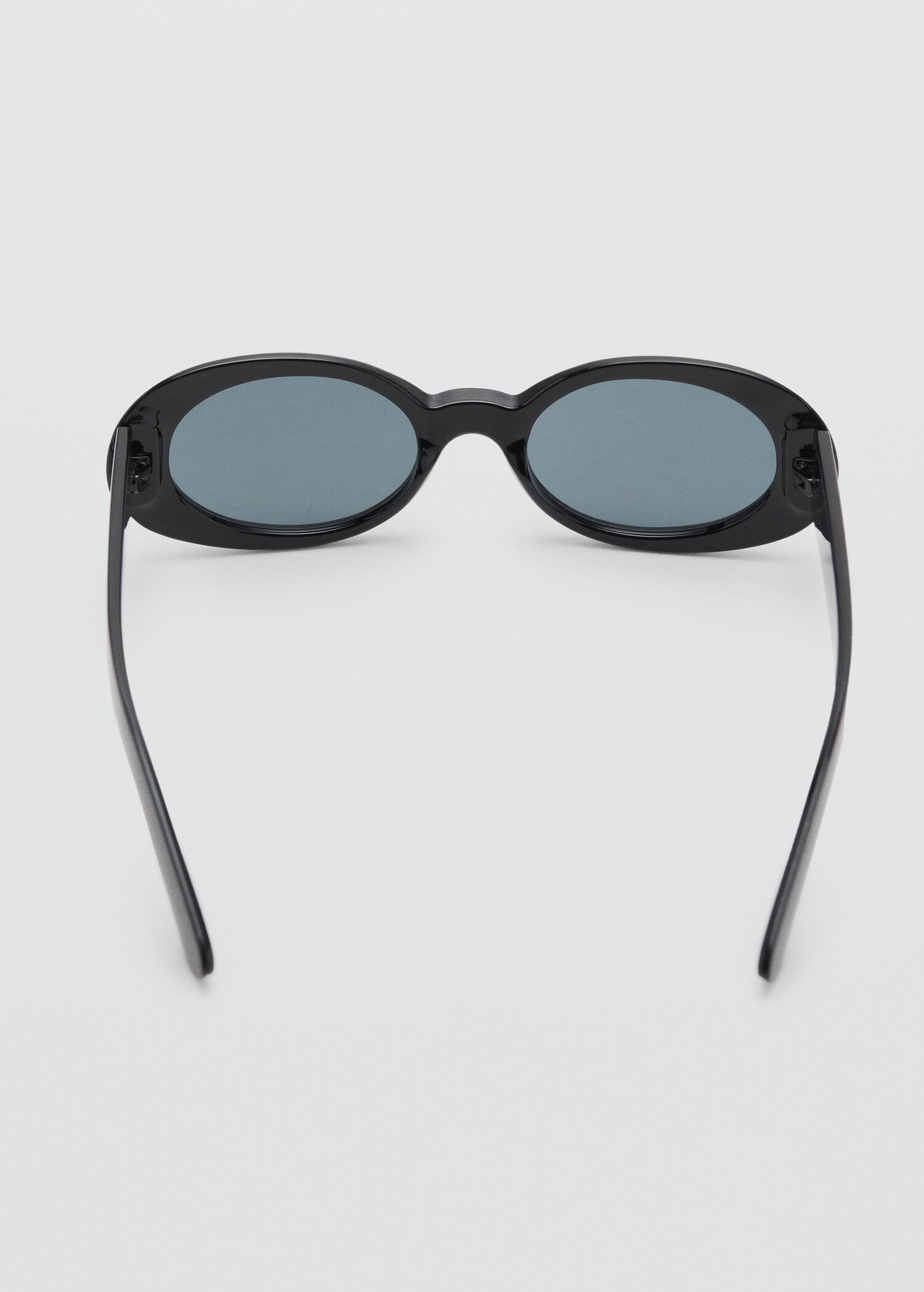Oval-frame sunglasses - Details of the article 1