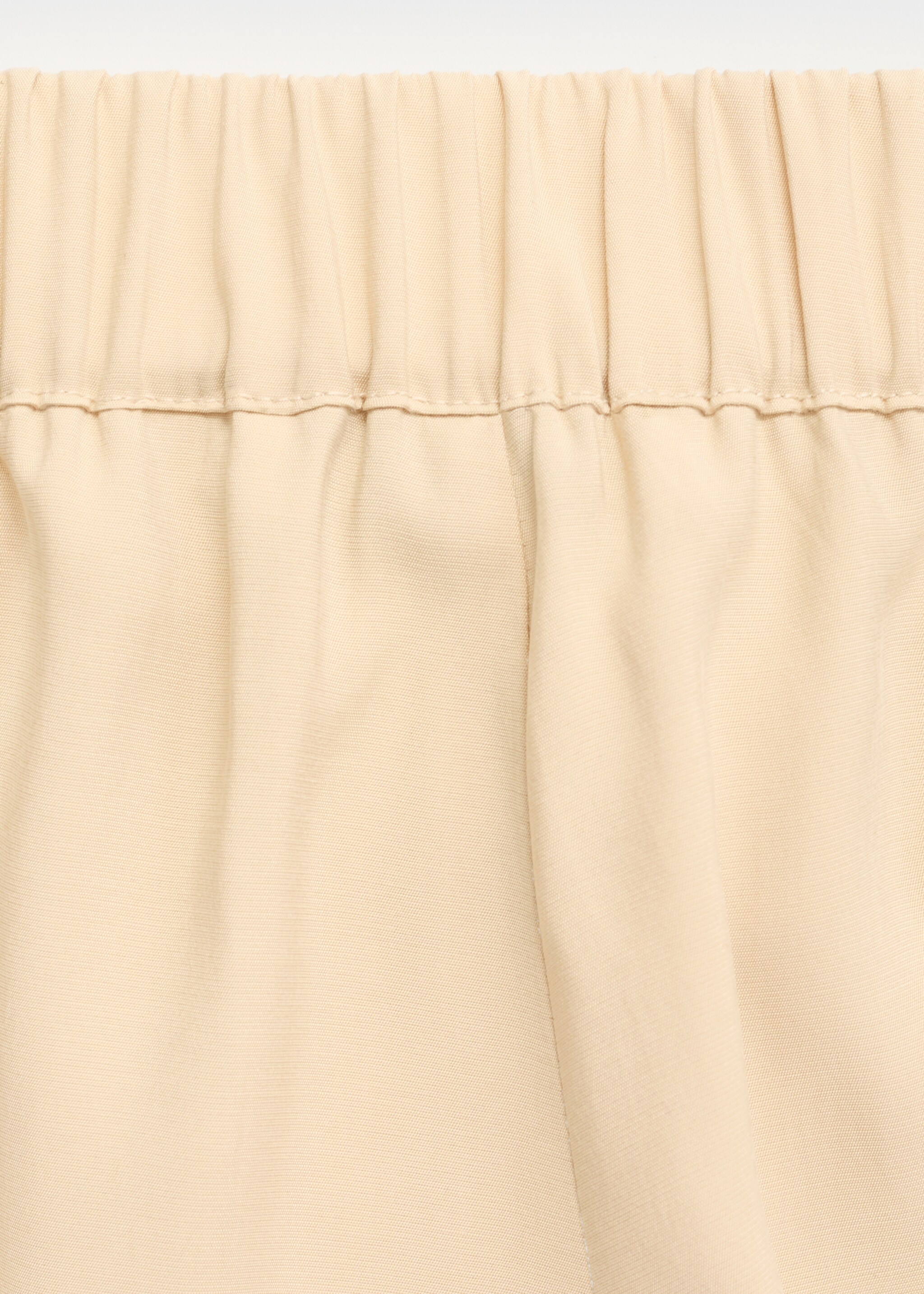 Straight-fit pleated trousers - Details of the article 0, Sand. Ref: 17074087-00.