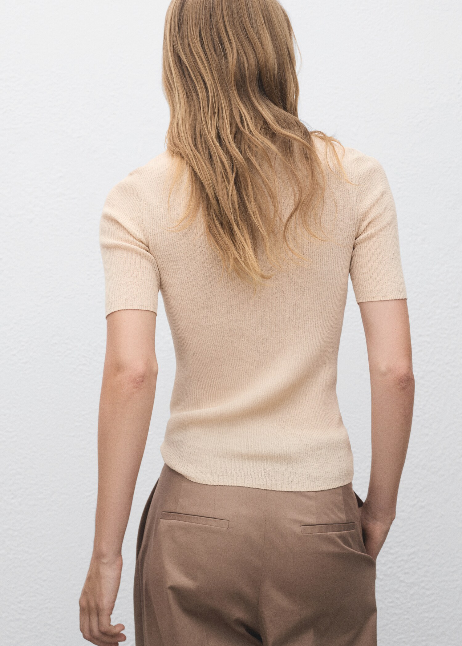 Ribbed polo collar jumper - Reverse of the article