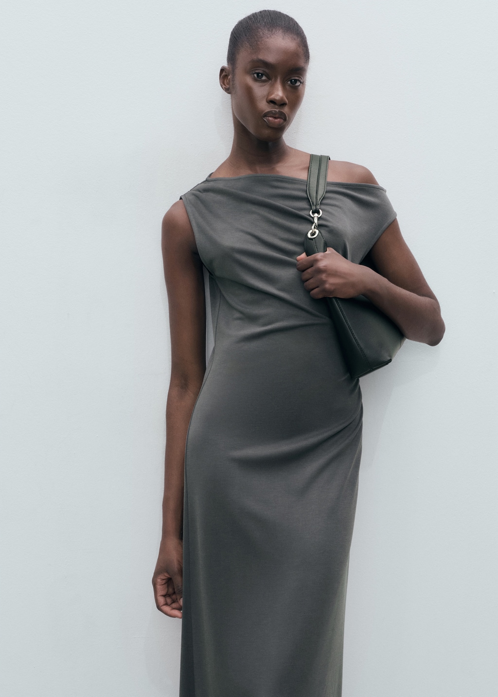 Asymmetrical pleated dress - Women | MANGO USA