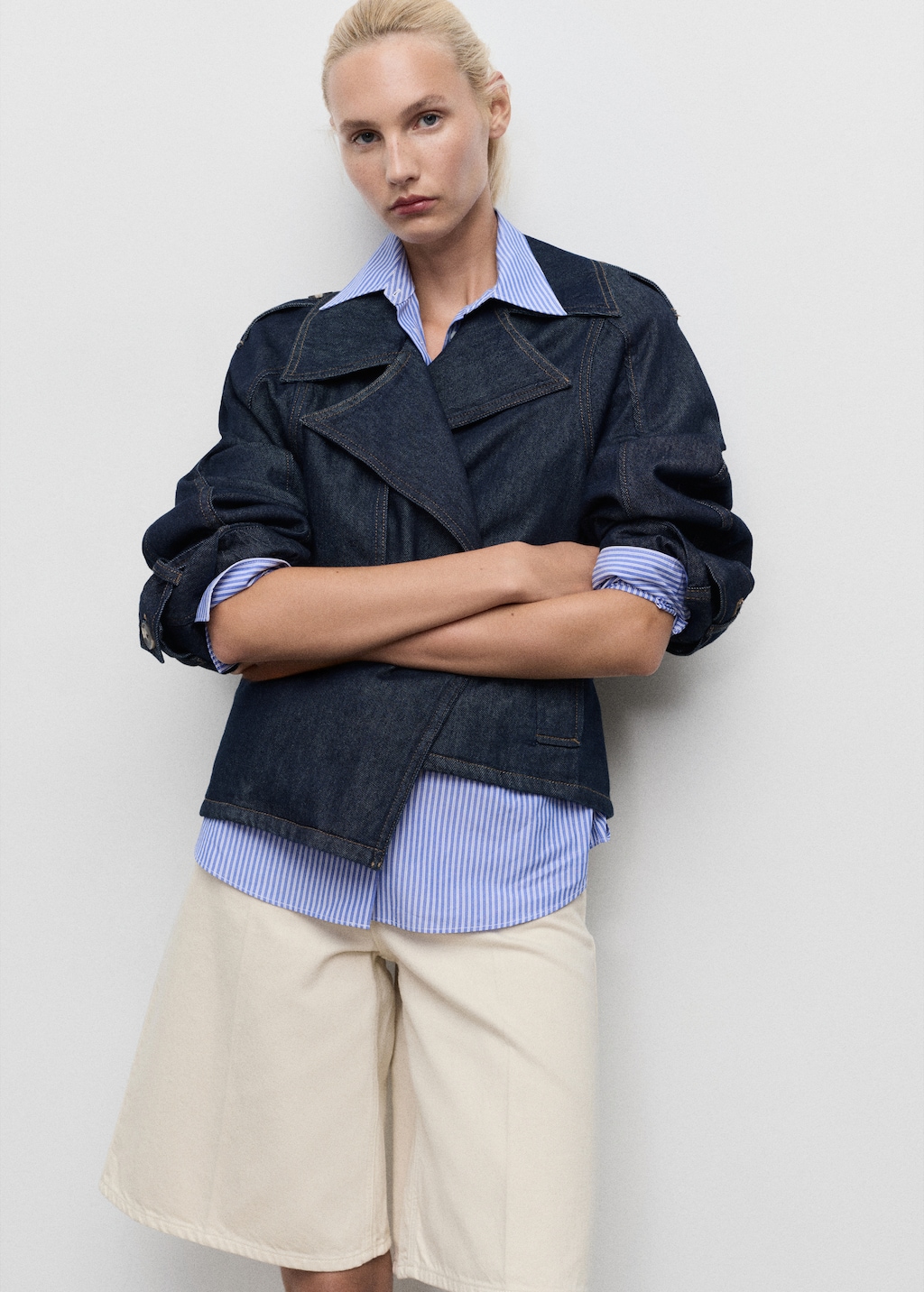 Short denim trench coat with belt