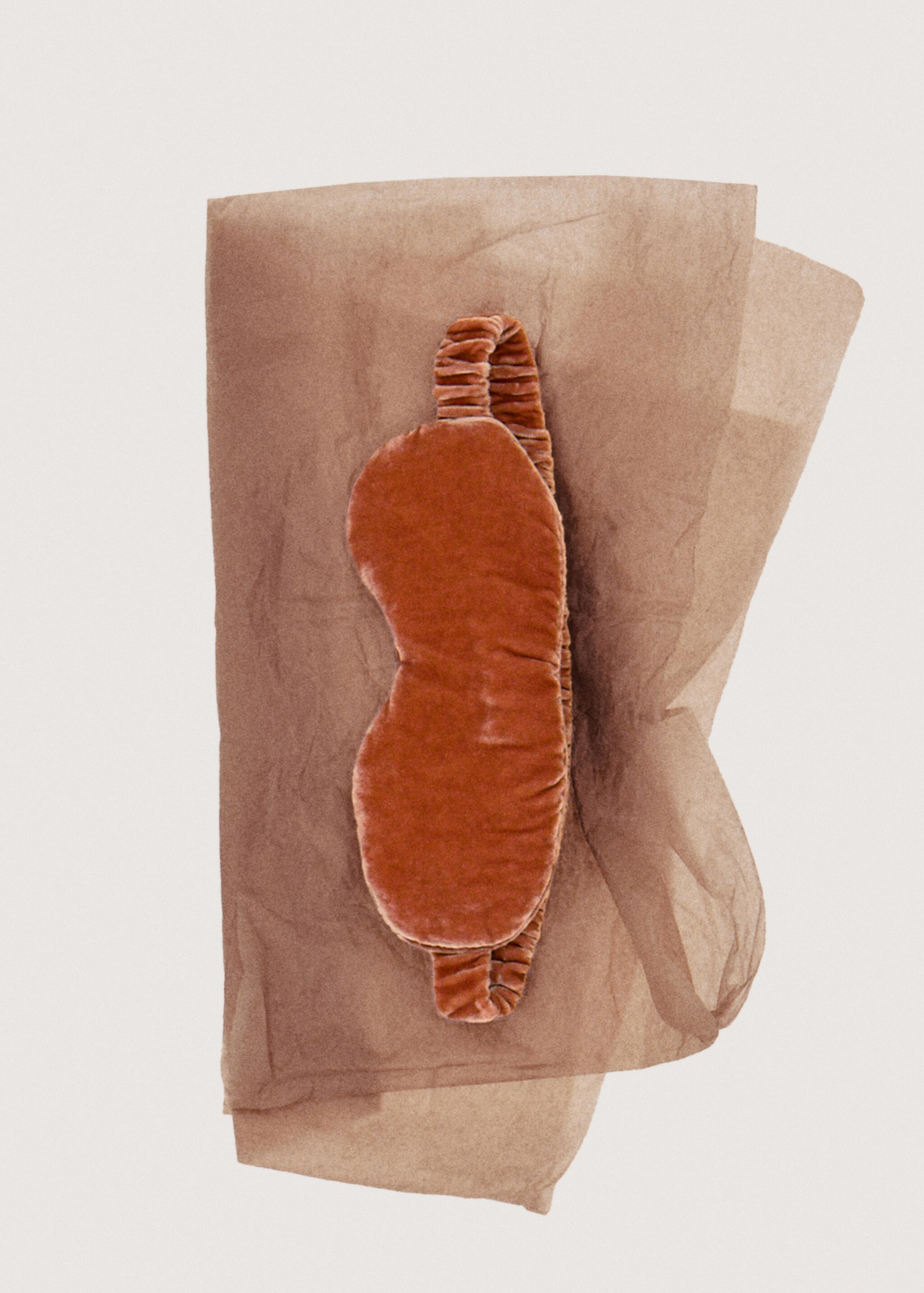 Augenmaske aus Velvet und Seide - Detail des Artikels 7, Bräunliches Orange. Ref: 17074119-00.