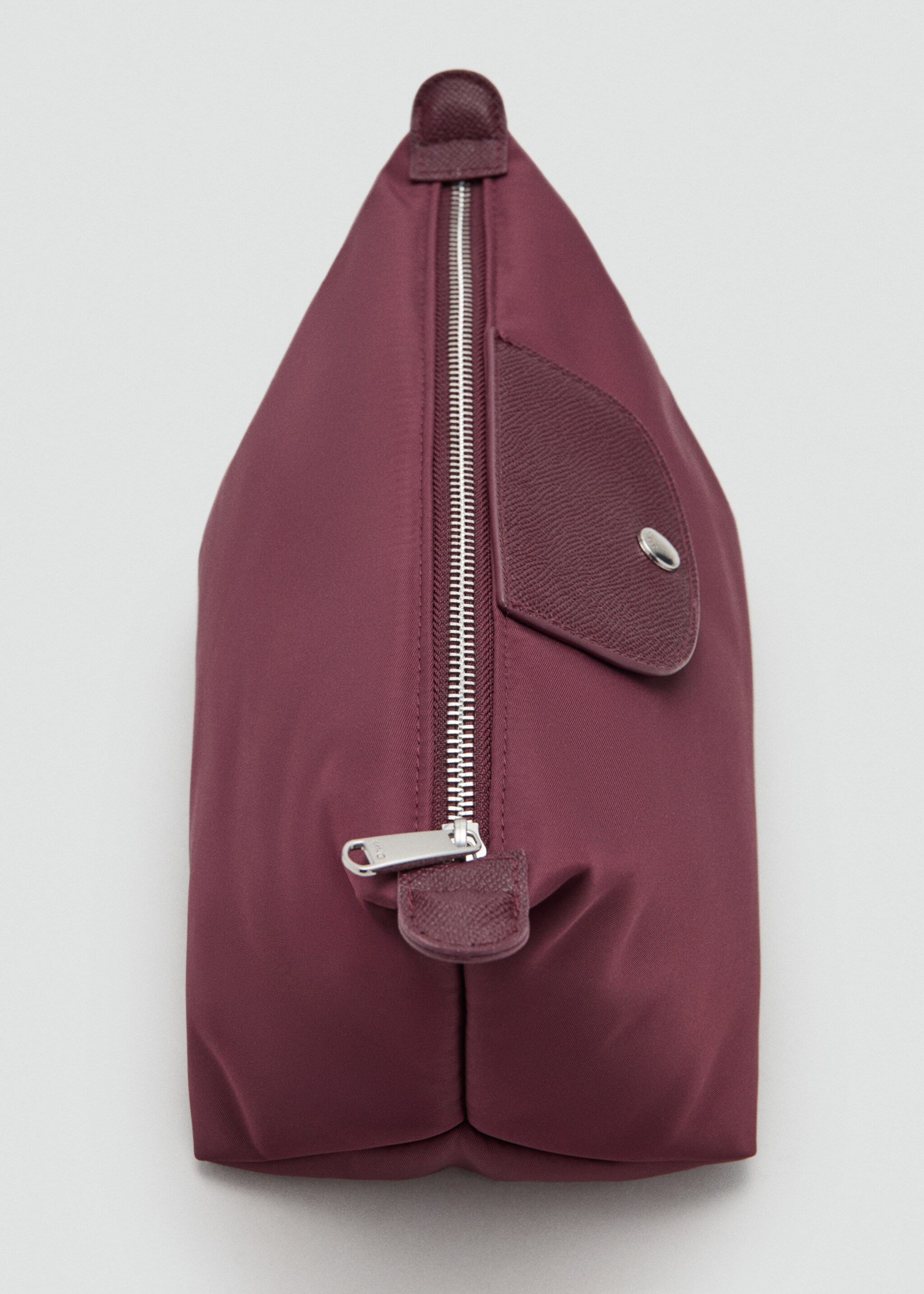 Large combined nylon toiletry bag - Details of the article 1, Burgundy. Ref: 17074122-00.