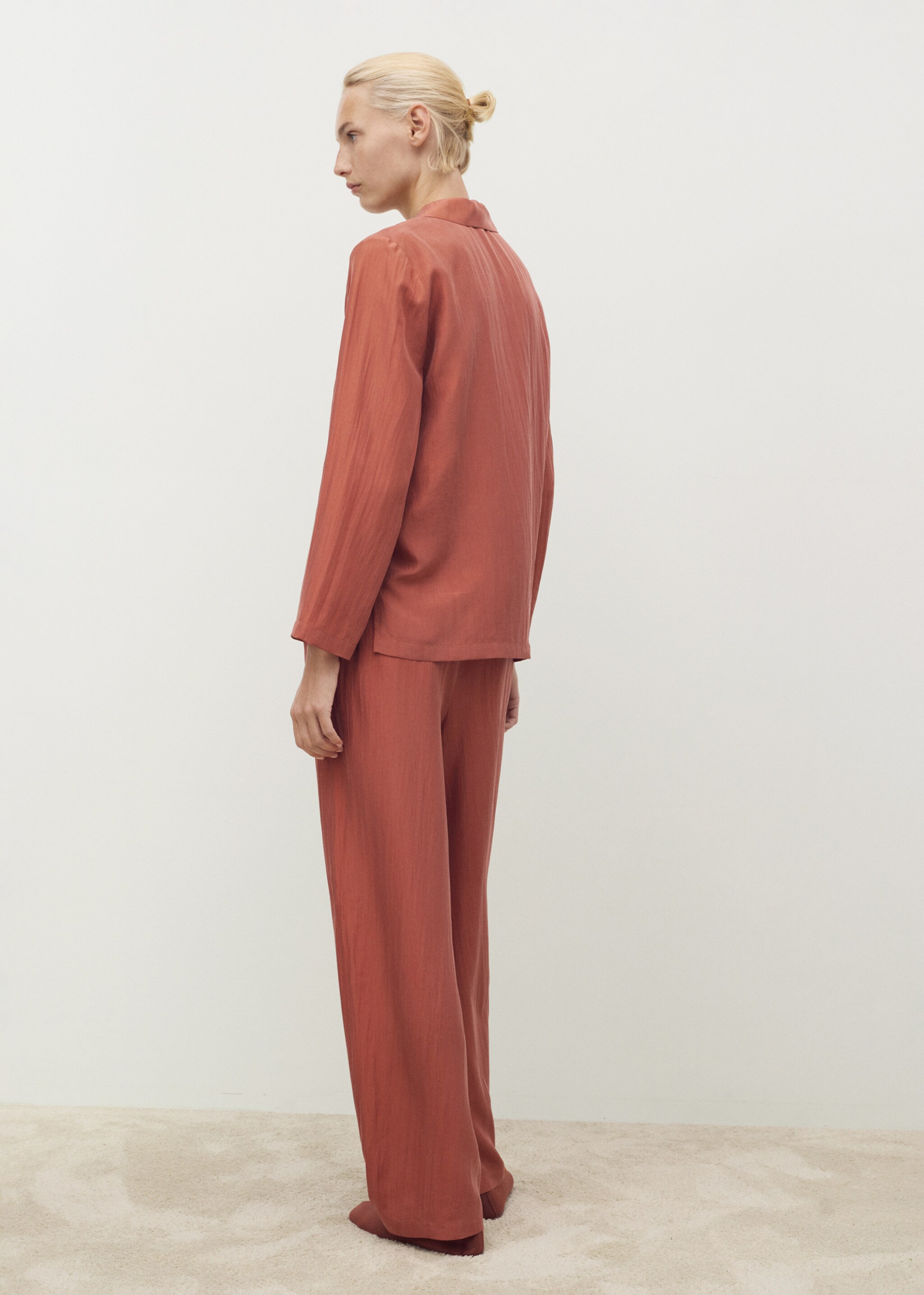 Long silk trousers - Reverse of the article, Burnt Orange. Ref: 17074126-00.