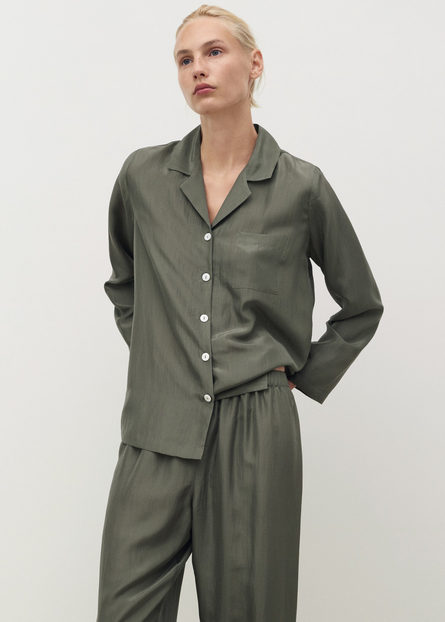 Pantalon soie - Détail de l'article 1