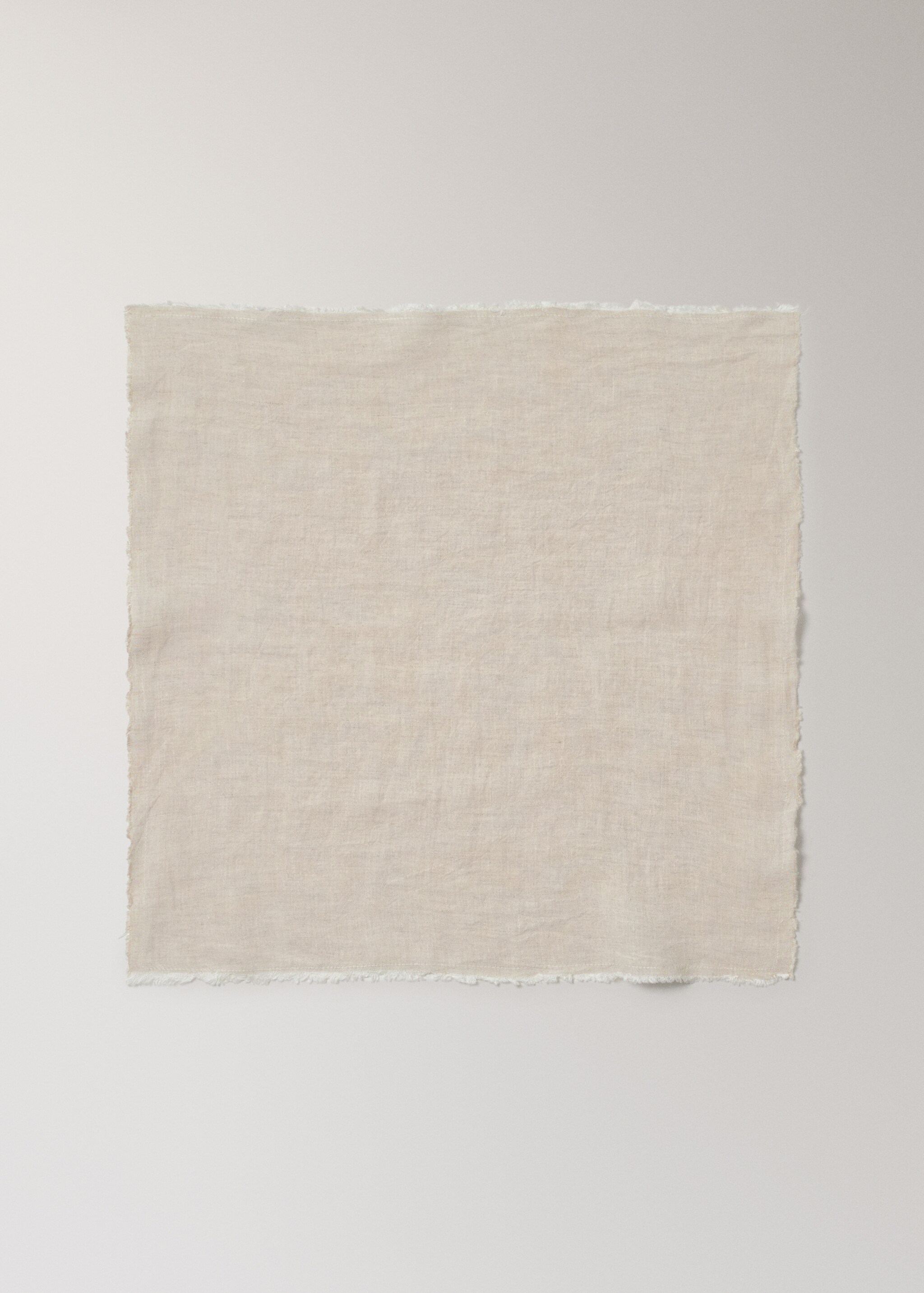 Linneservetter med fransad kant - Artikel utan modell, Ljus/pastellbrun. Ref: 17074130-00.