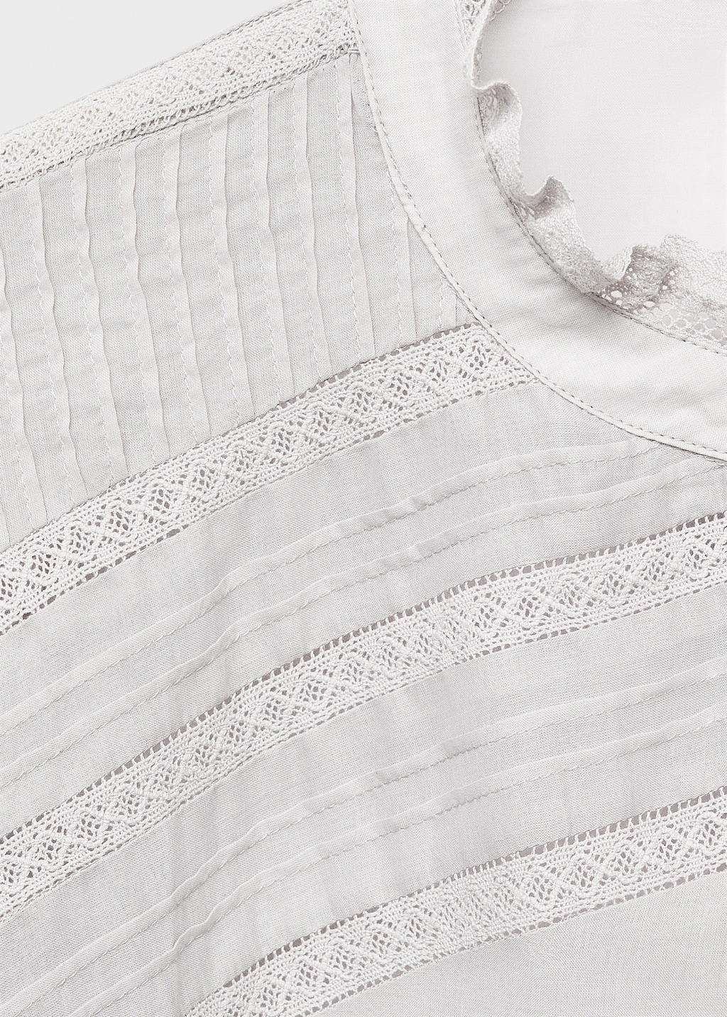 Short-sleeved cotton nightdress