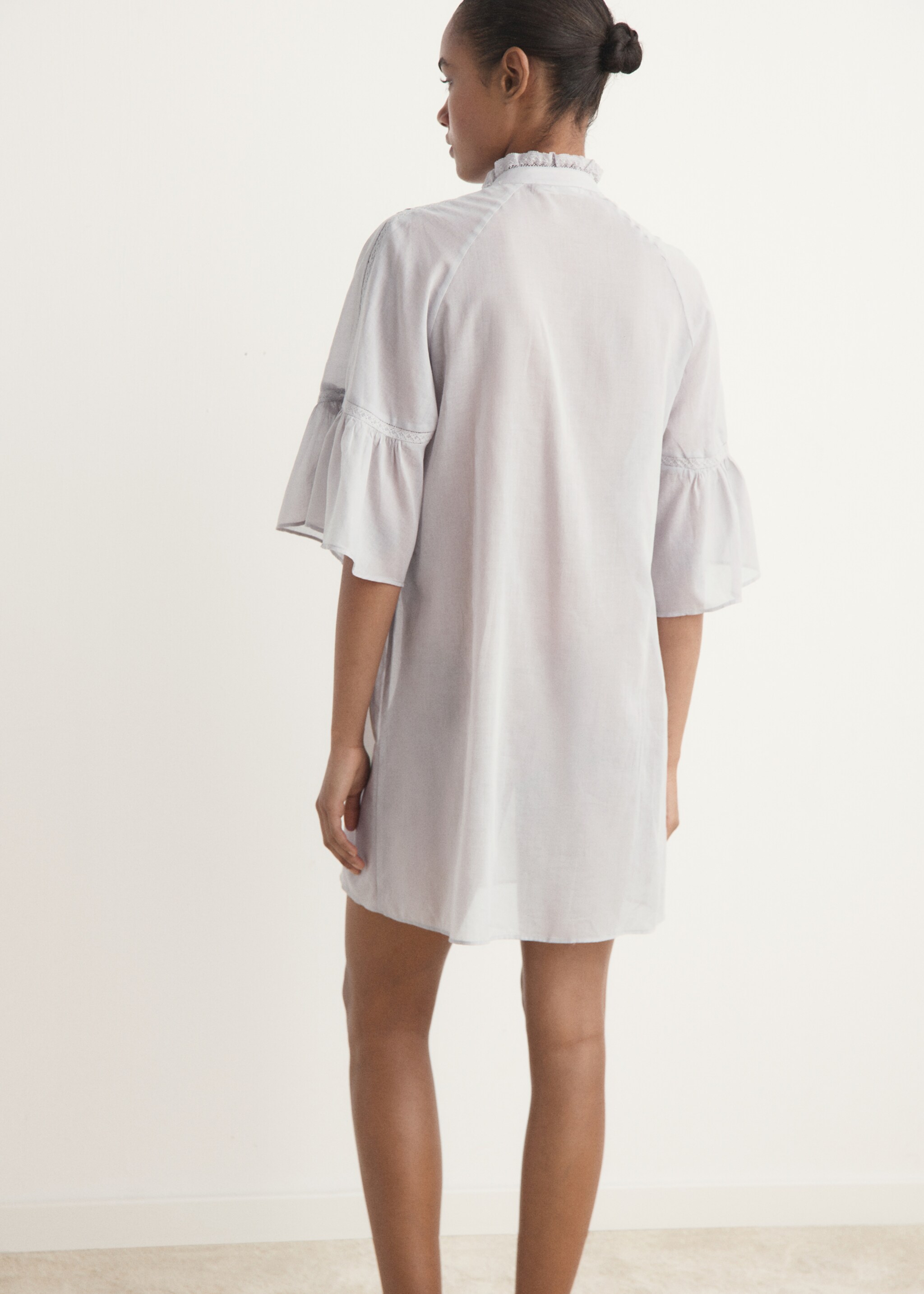 Short-sleeved cotton nightdress - Reverse of the article, Light/Pastel Grey. Ref: 17074131-00.