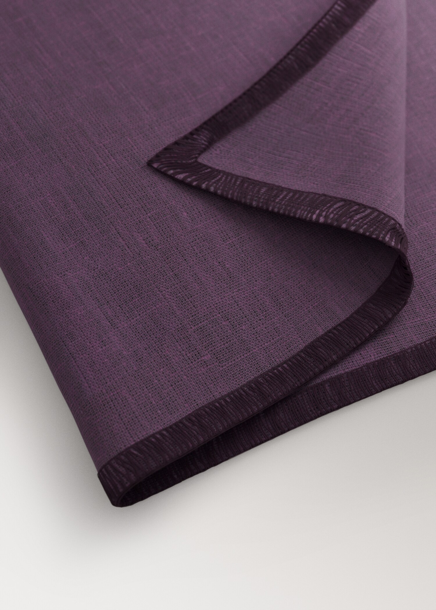 Linen overlock contrast napkins - Details of the article 1