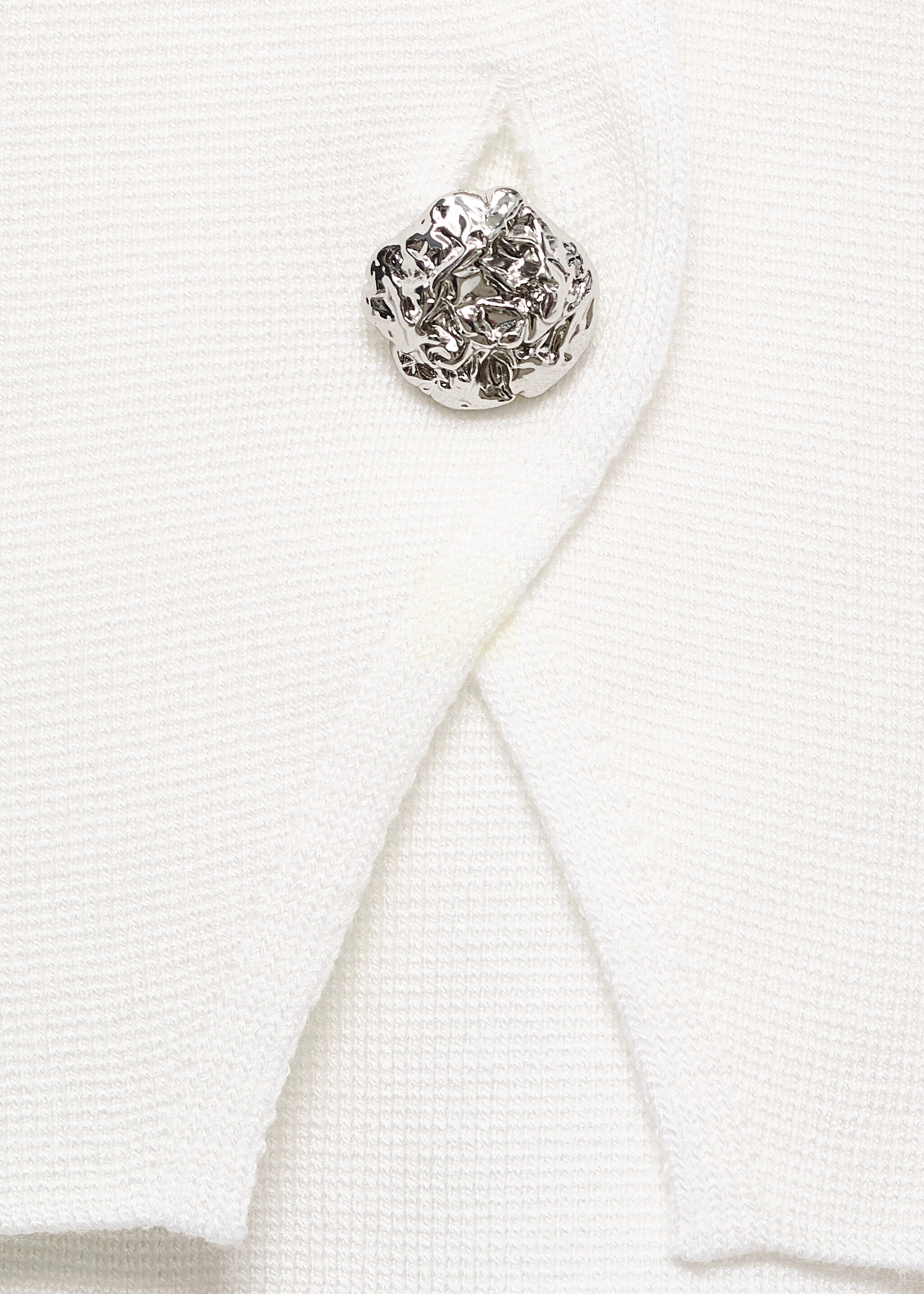Knitted cardigan with jewel button - Details of the article 0, White. Ref: 17074139-00.