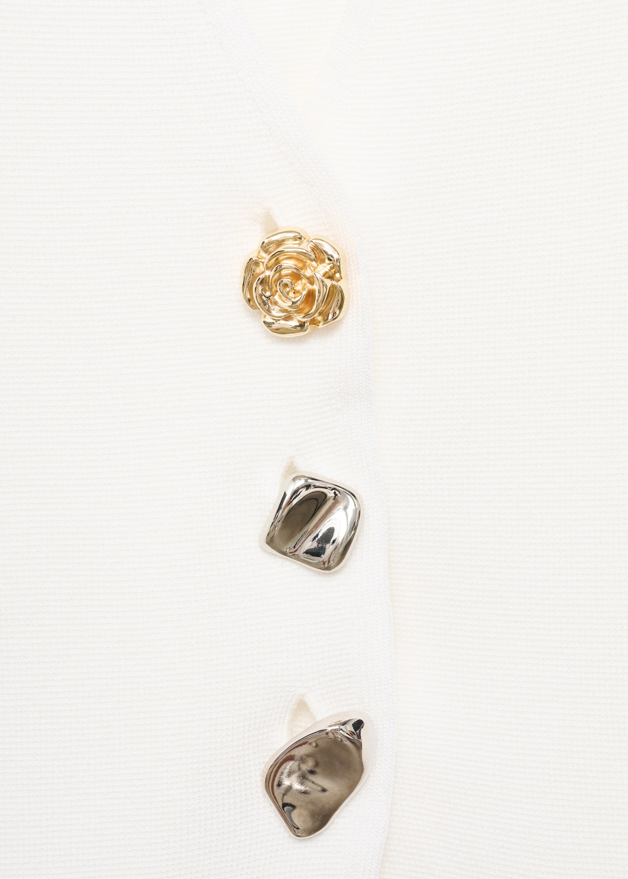 Knitted cardigan with jewel button - Details of the article 8, White. Ref: 17074139-00.