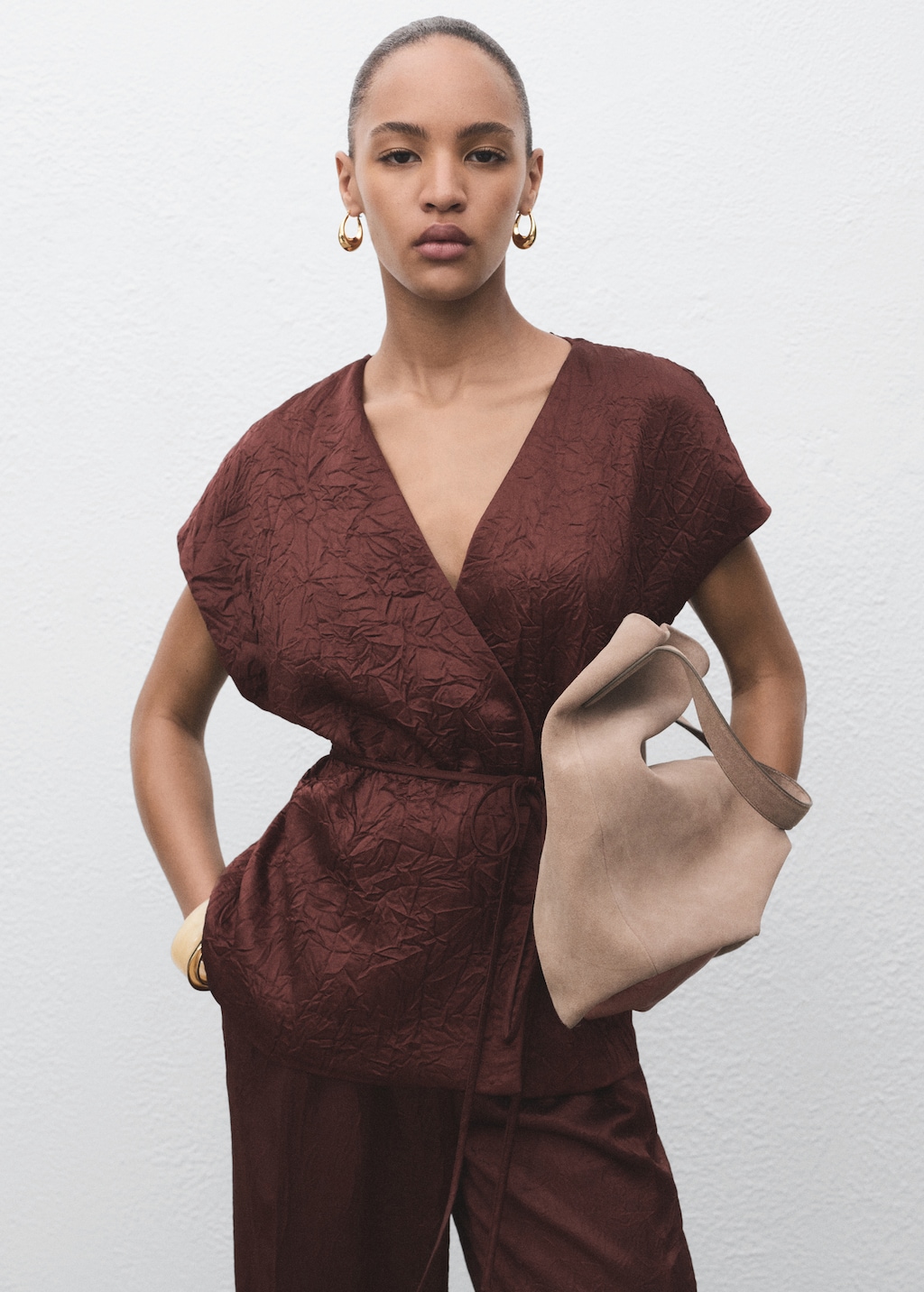 Double-breasted crinkled-effect vest