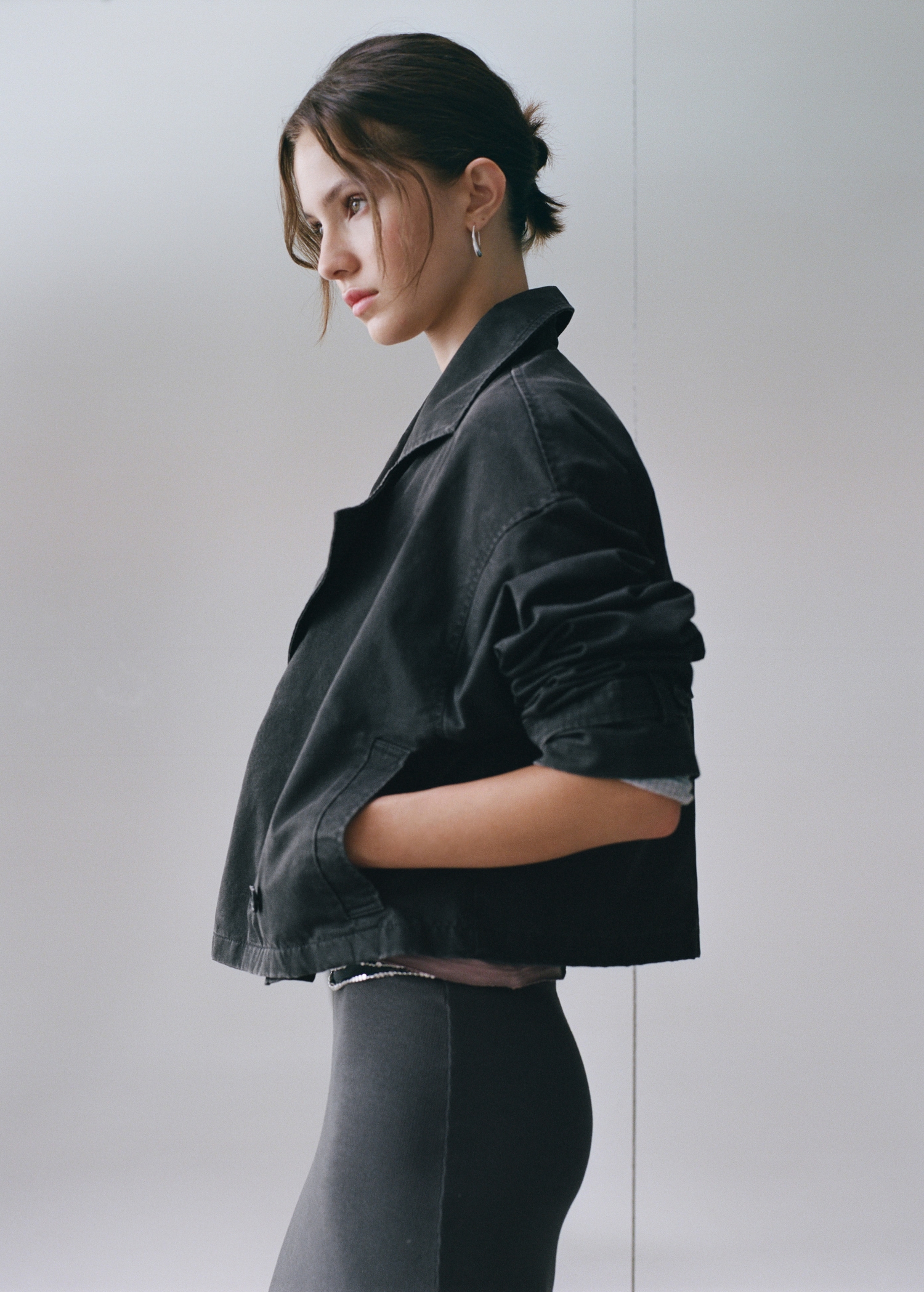 Kort korsad trenchcoat - Detaljer om artikeln 5