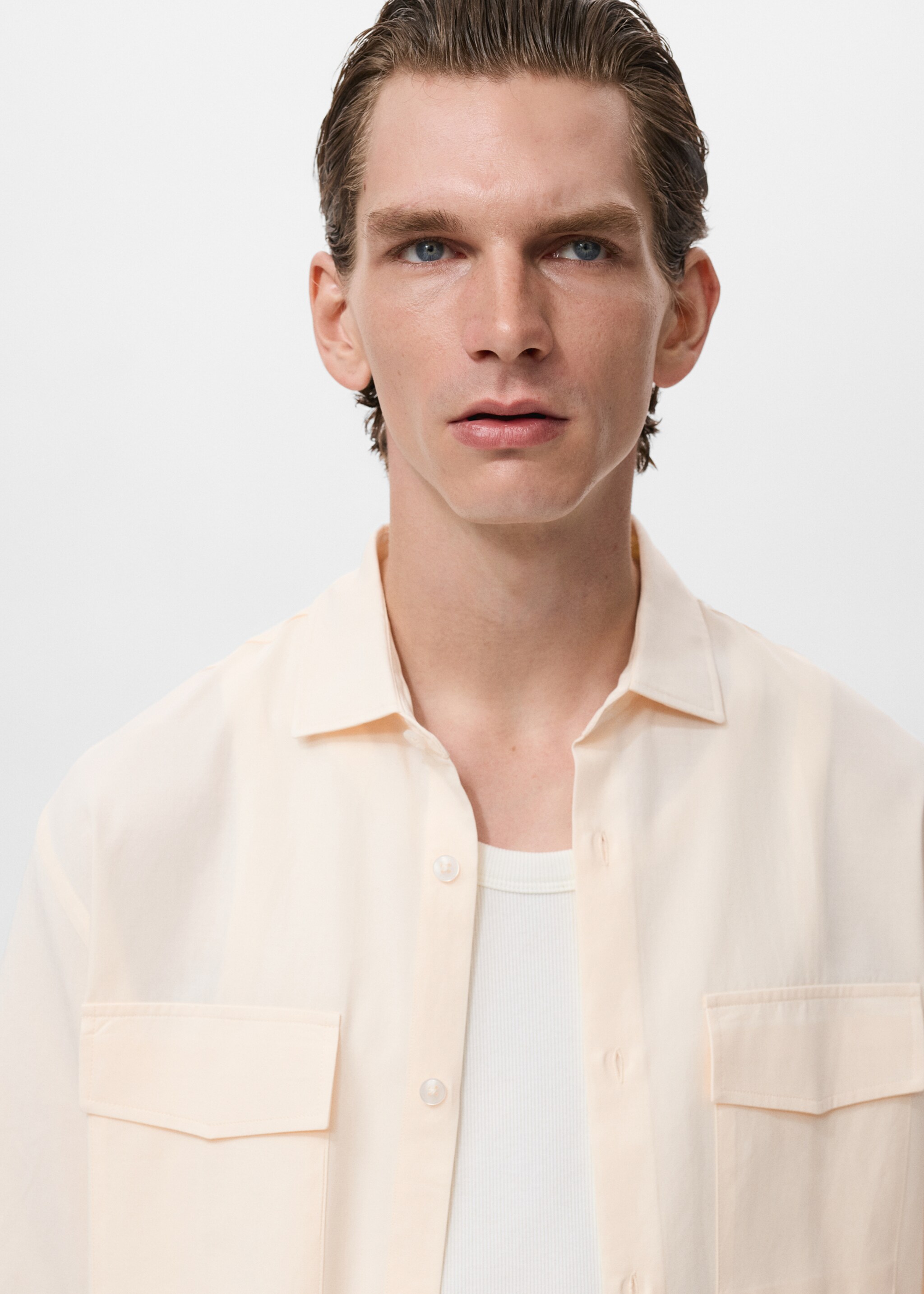 Regular-fit cotton shirt with pocket - Details of the article 1