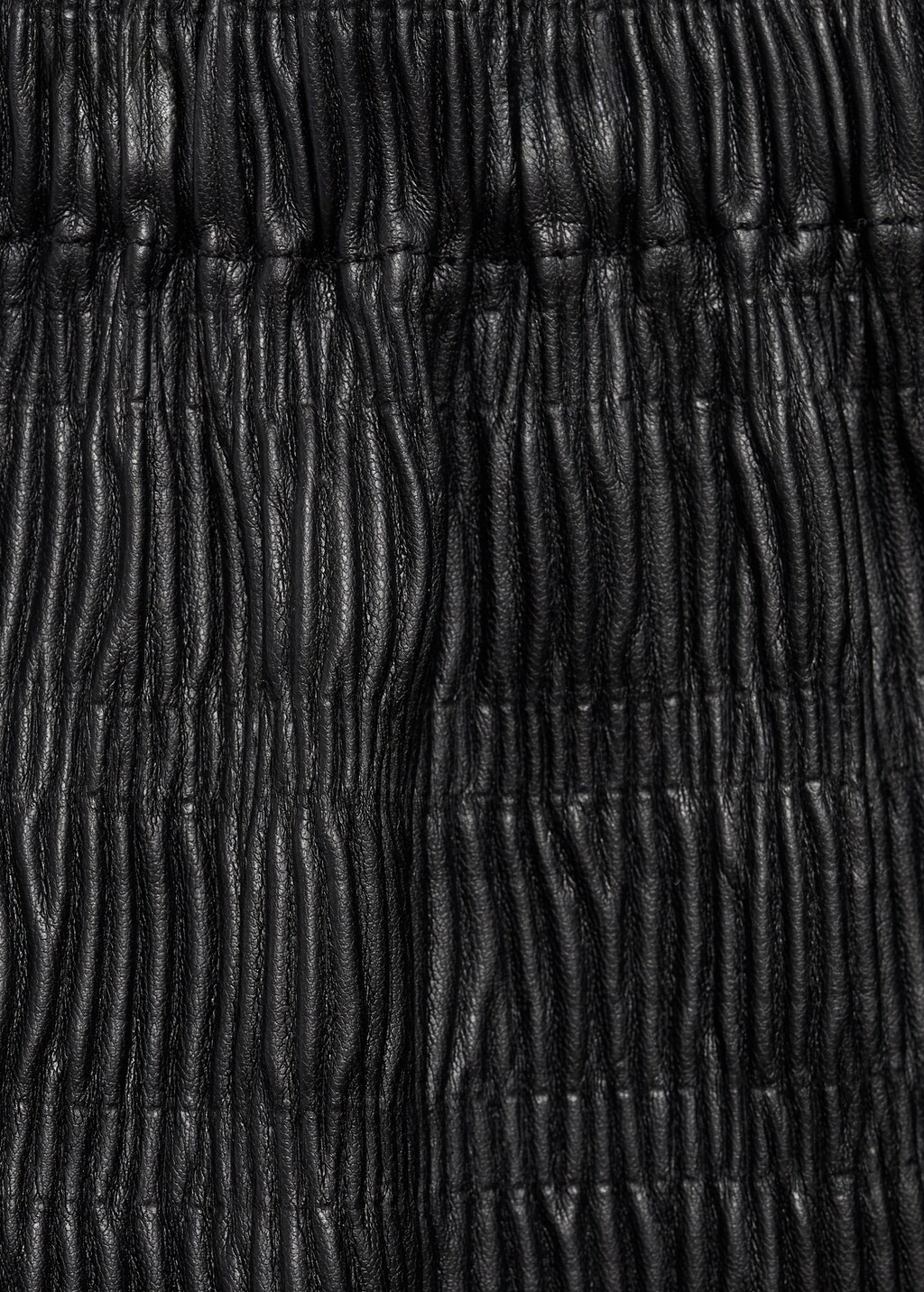 Pleated leather-effect skirt