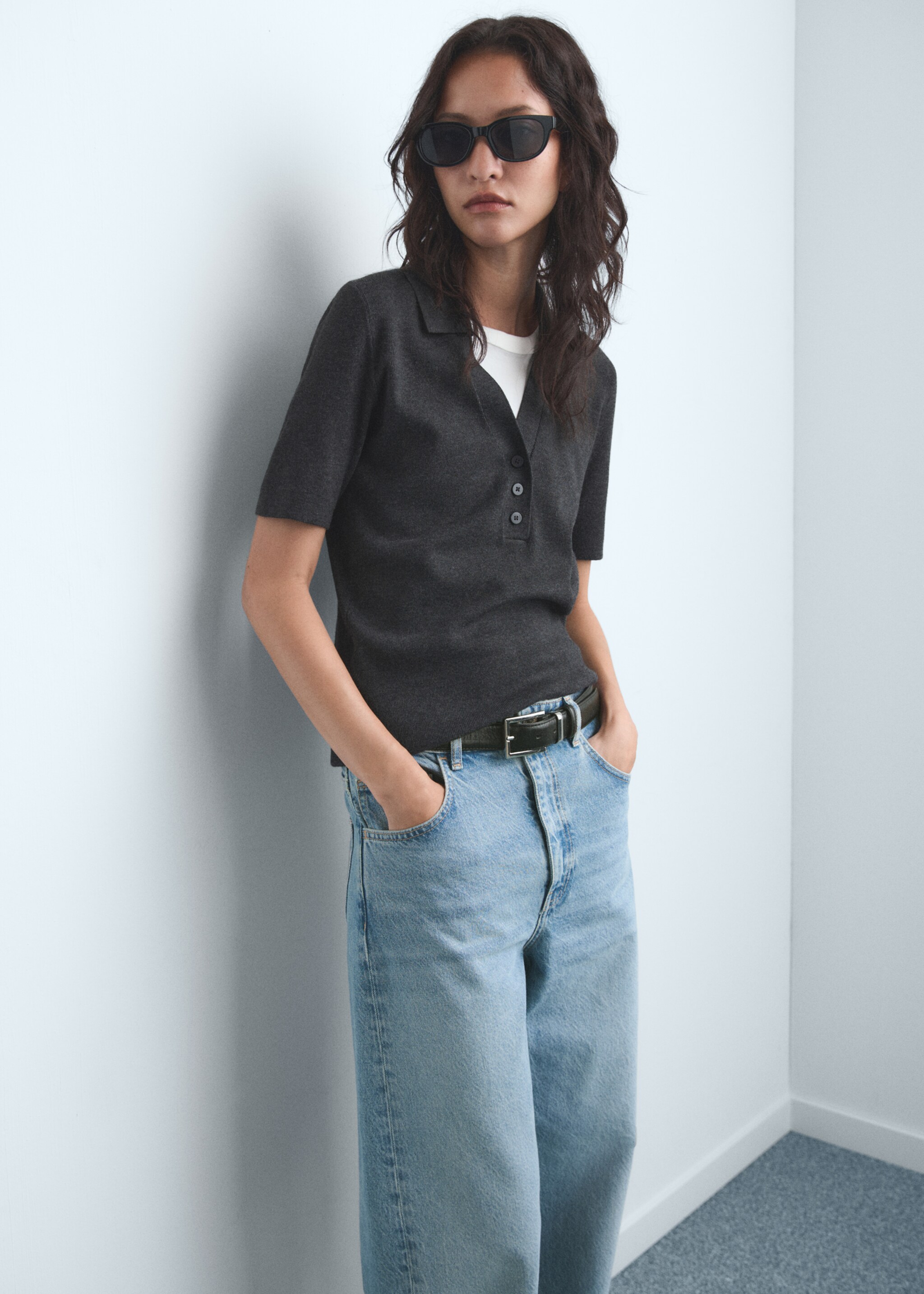 Mid-rise balloon jeans - Details of the article 1, Medium Blue. Ref: 17074445-00.
