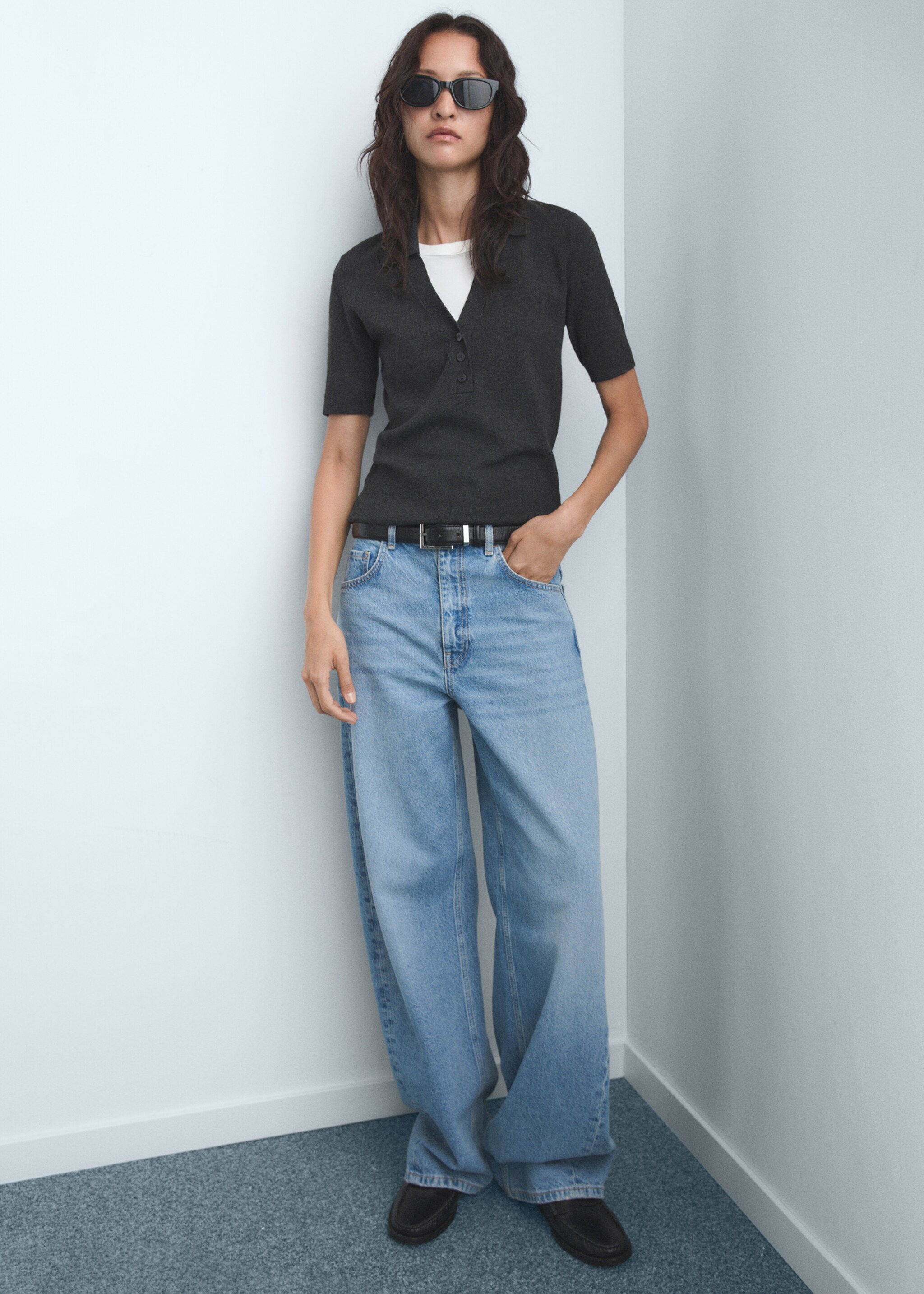 Mid-rise balloon jeans - Details of the article 2, Medium Blue. Ref: 17074445-00.