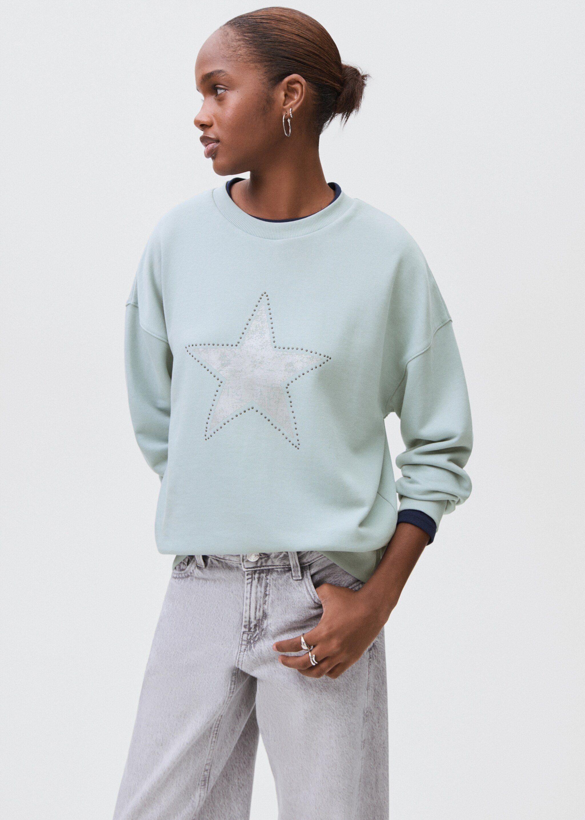 Sternen-Sweatshirt mit Nieten - Mittlere Ansicht, Grün. Ref: 17074776-00.