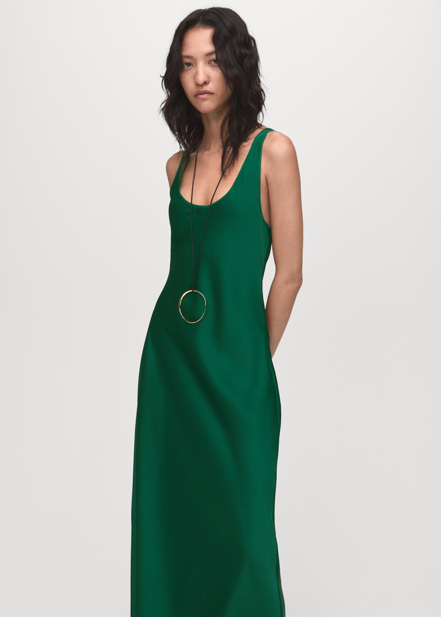 Long satin dress - Medium plane